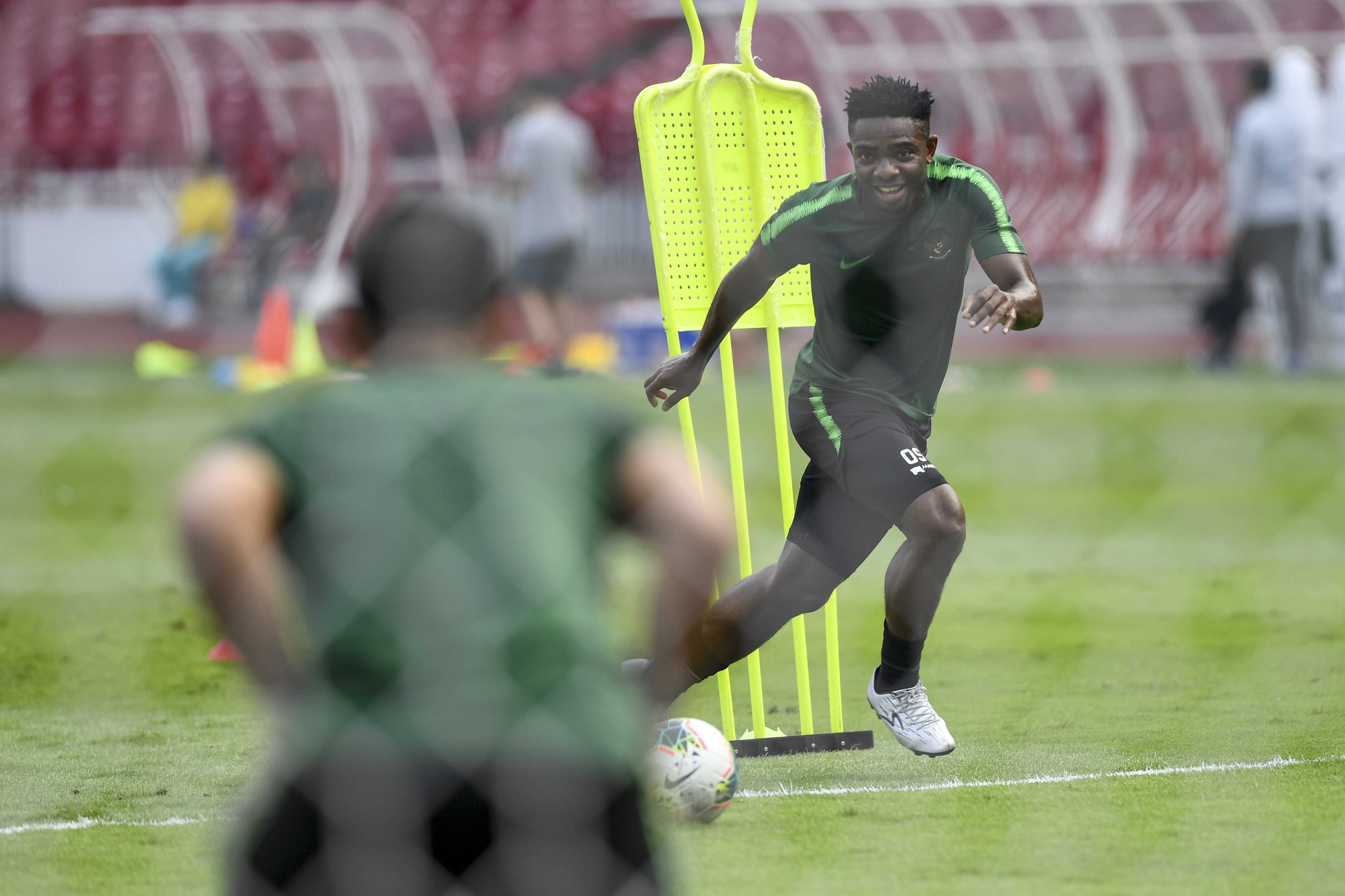 Osas Saha saat menjalani latihan bersama timnas Indonesia.