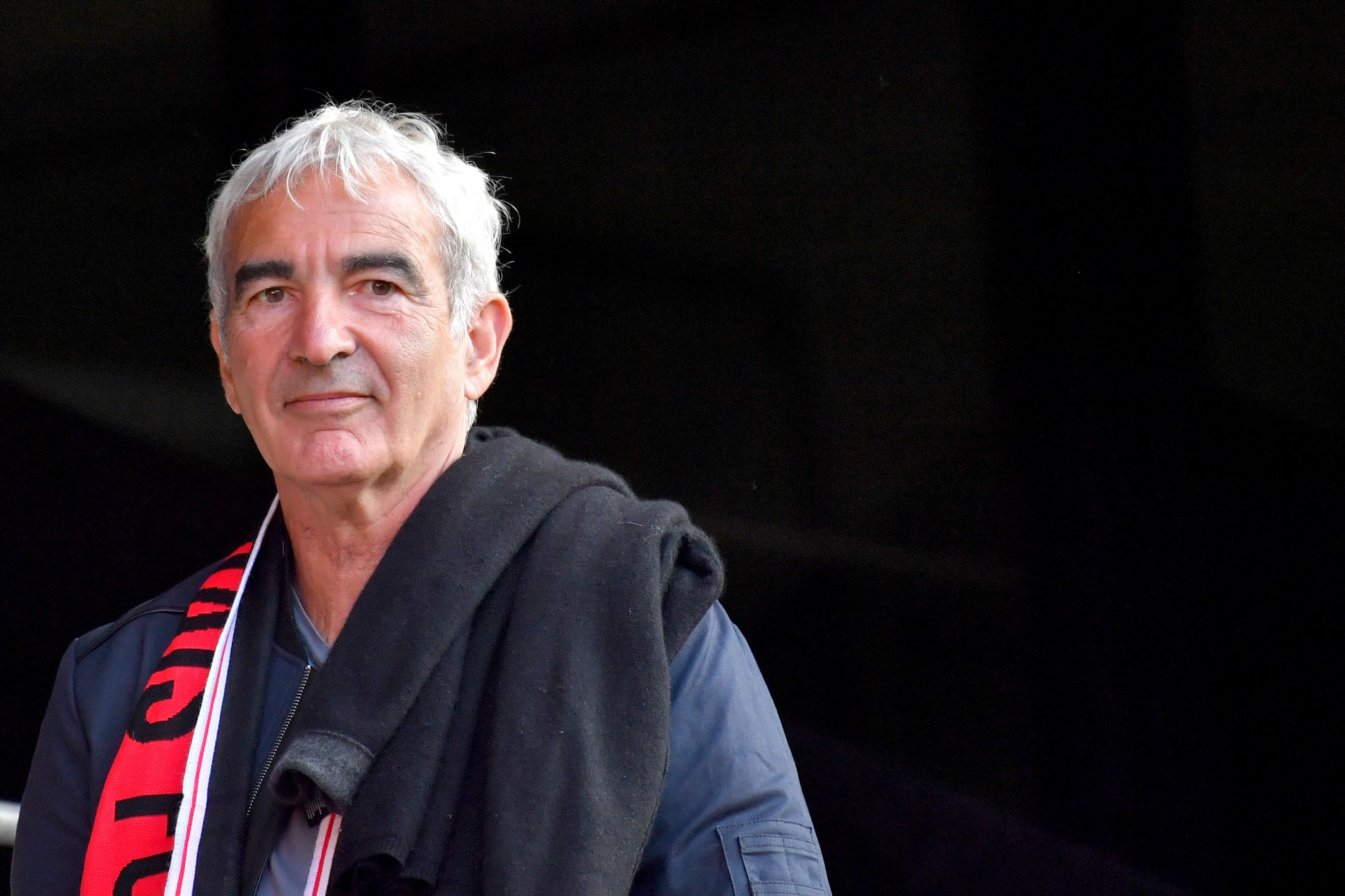 Pelatih Nantes Raymond Domenech.