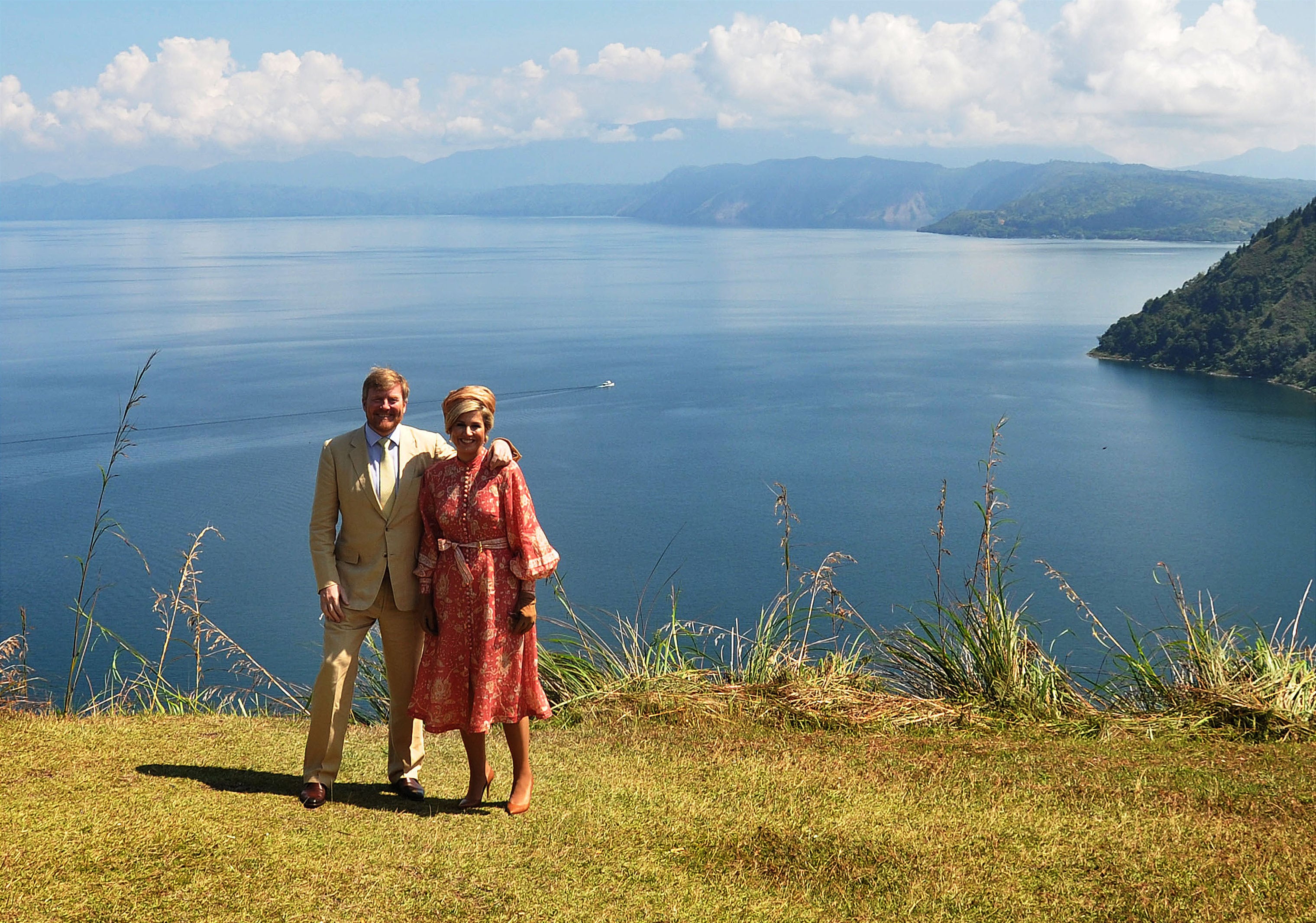 Menparekraf Dorong Wisata Olahraga di Danau Toba