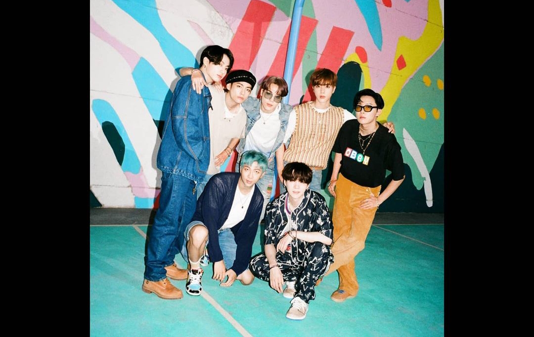 Dynamite menjadi video keenam BTS yang tembus 700 juta tayangan di Youtube.