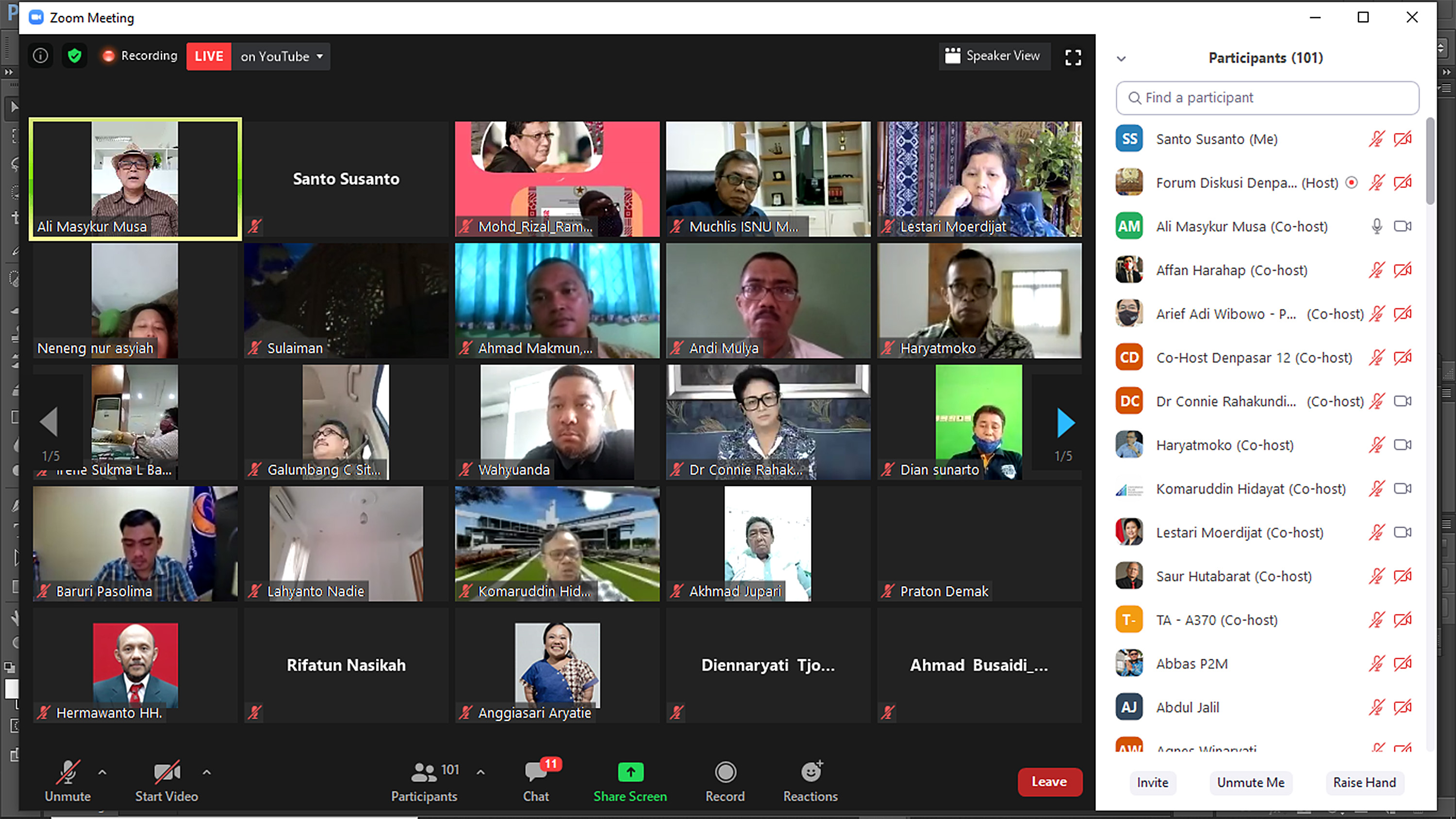 Para peserta yang hadirl dalam diskusi virtual refleksi akhir tahun yang digelar Diskusi Denpasar 12 di Jakarta, Rabu (16/12/2020).