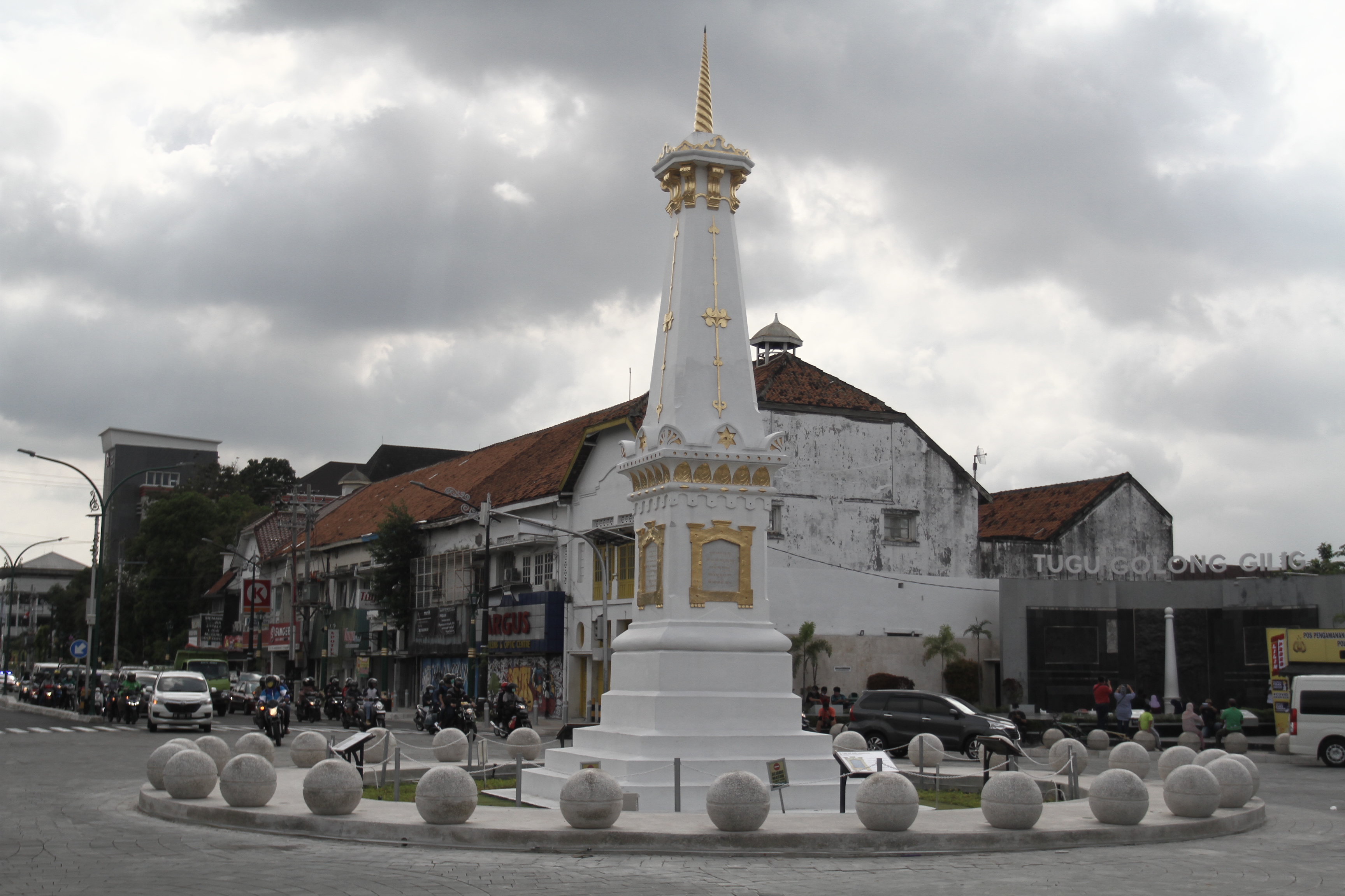 Tugu Pal Putih Yogyakarta
