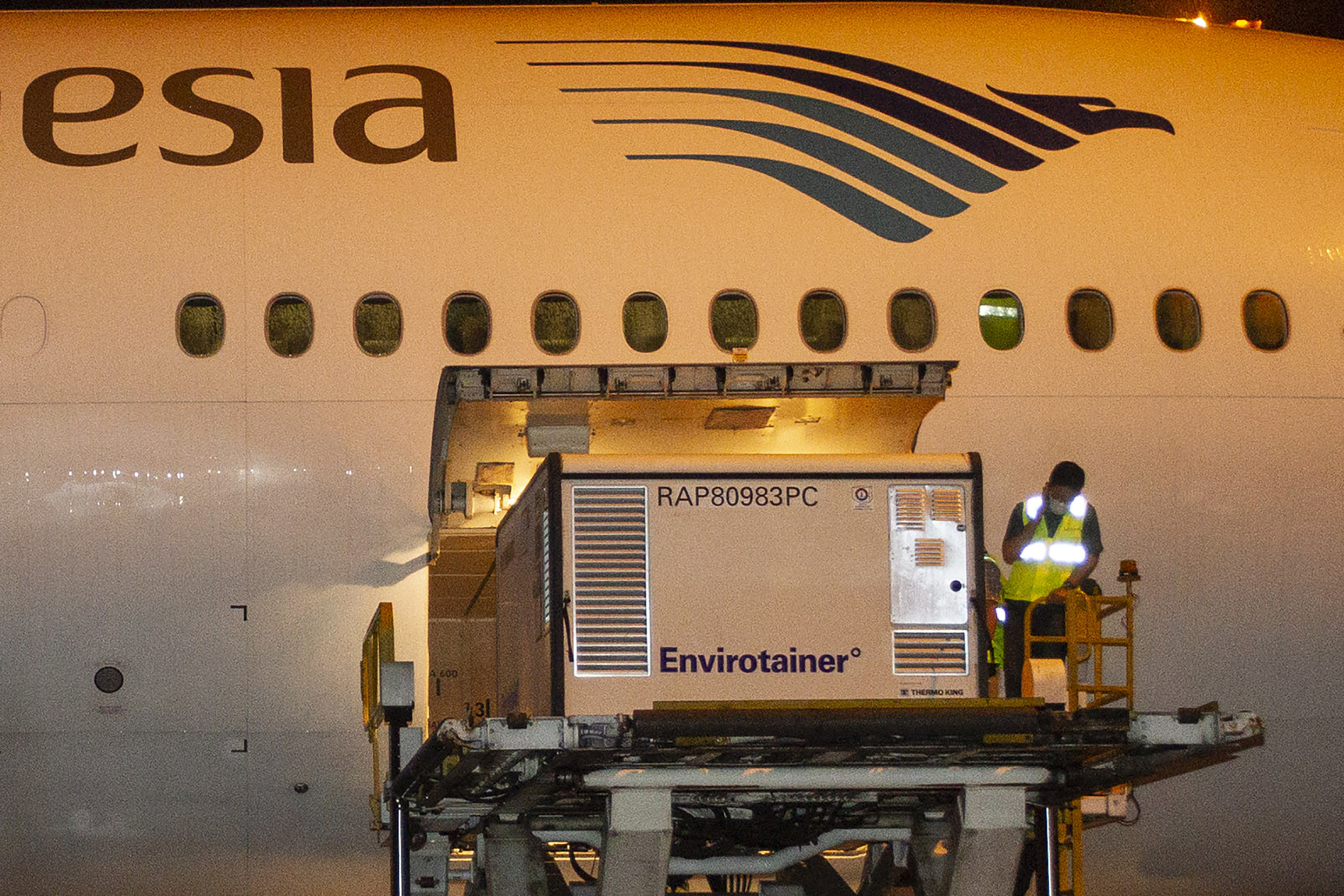 Vaksin Covid-19 tiba di Indoensia