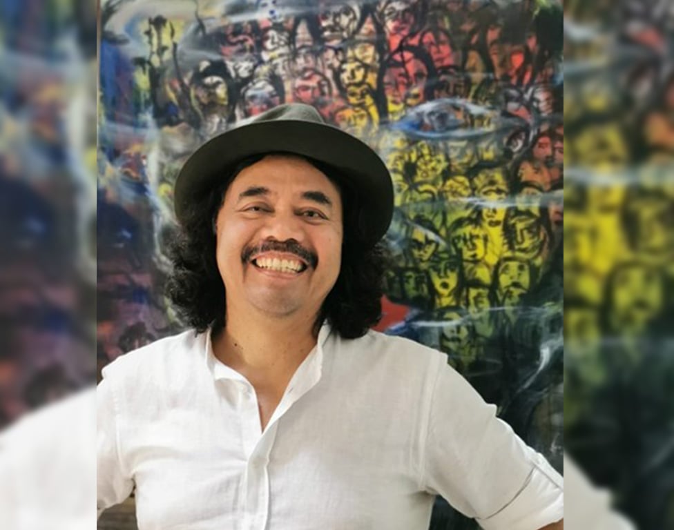 Tisna Sanjaya MSch, seniman, yang juga Ketua Kelompok Keahlian Seni Rupa, Fakultas Seni Rupa dan Desain ITB.