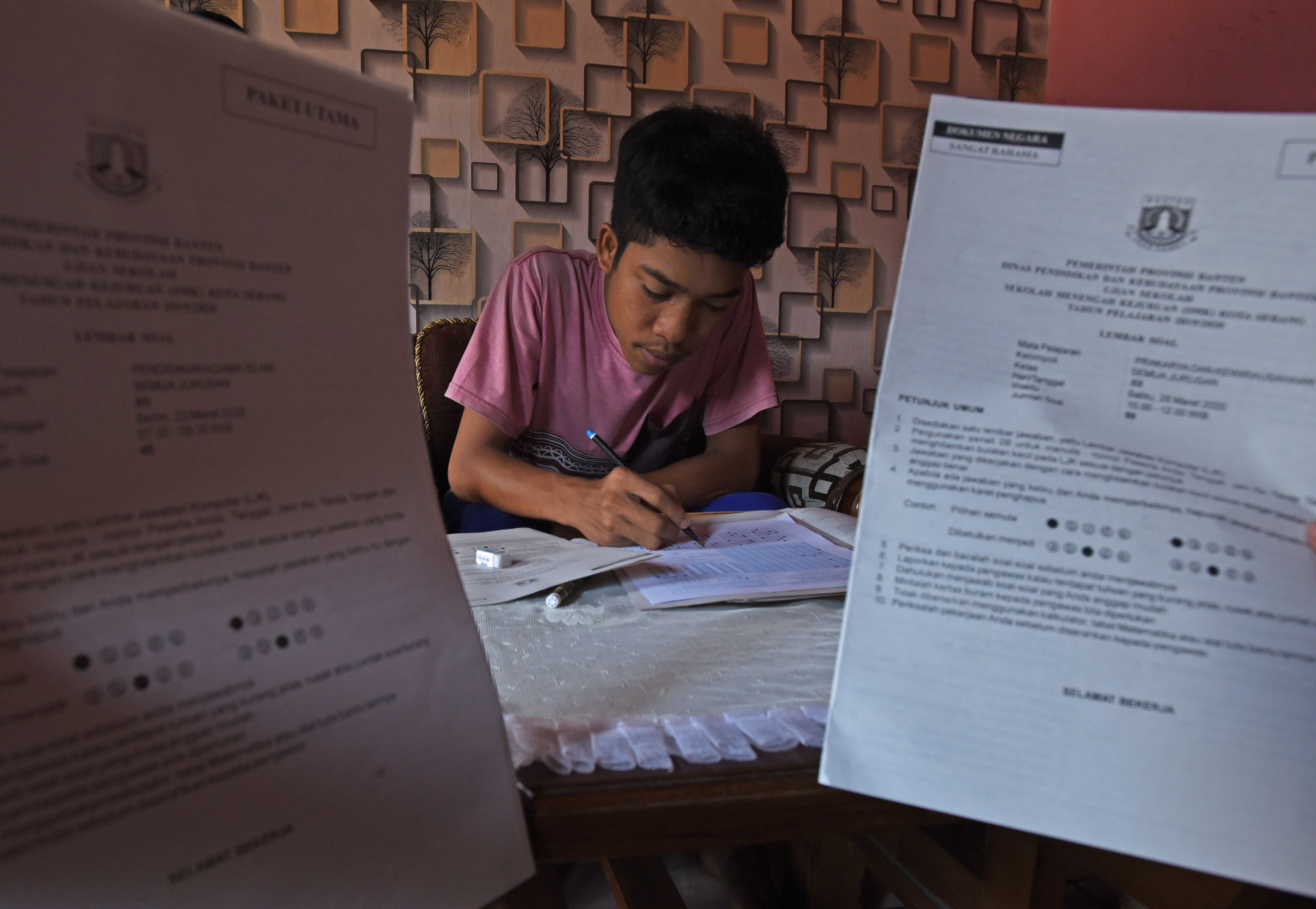 Ada Anies dan Megawati di Soal Ujian, Ombudsman: Evaluasi Disdik