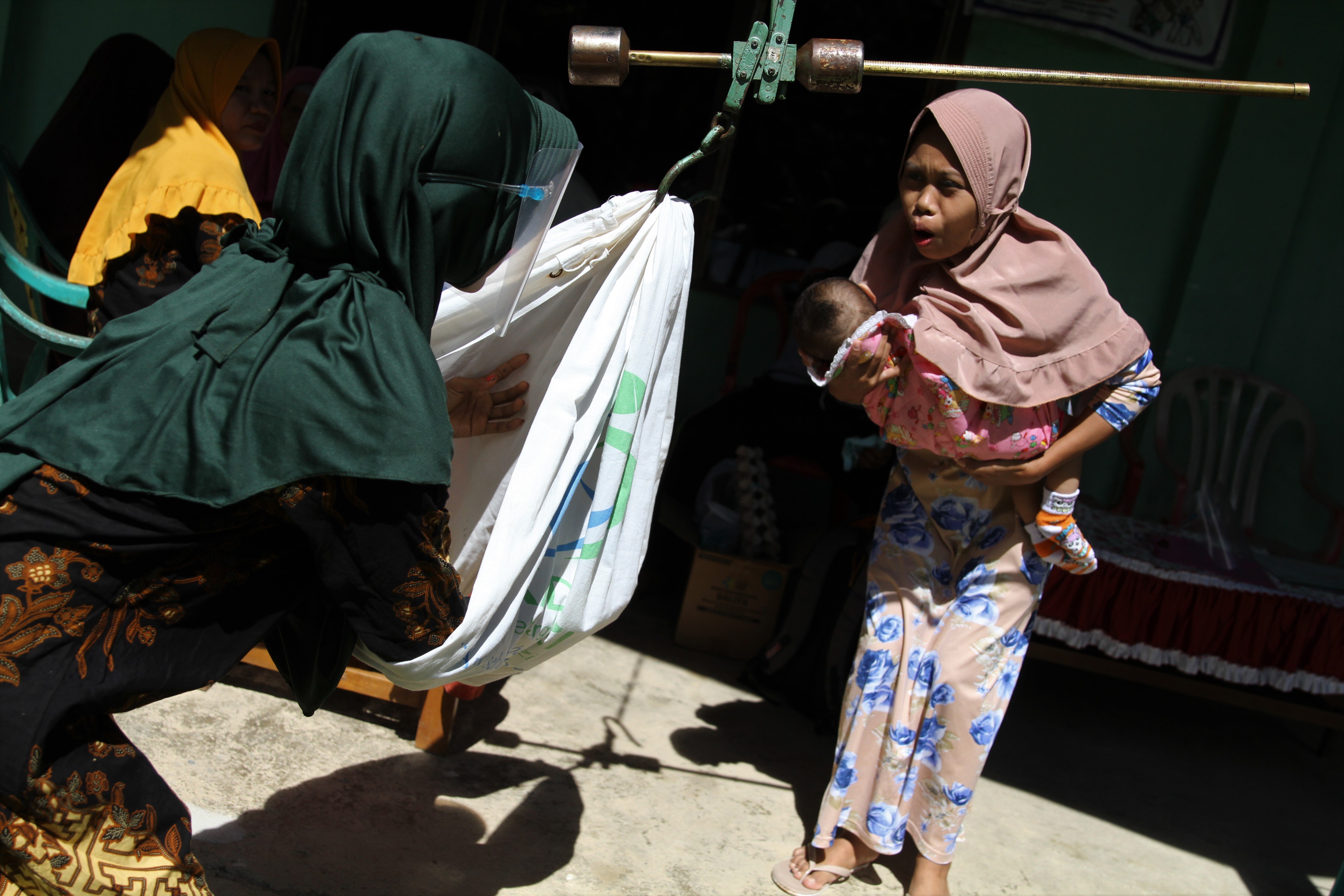 Pelayanan di Posyandu sebagai salah satu upaya penanganan stunting