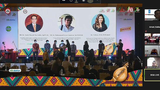 Anugerah Karya Cipta Dokter Indonesia 2020 yang digelar daring, Sabtu (12/12).