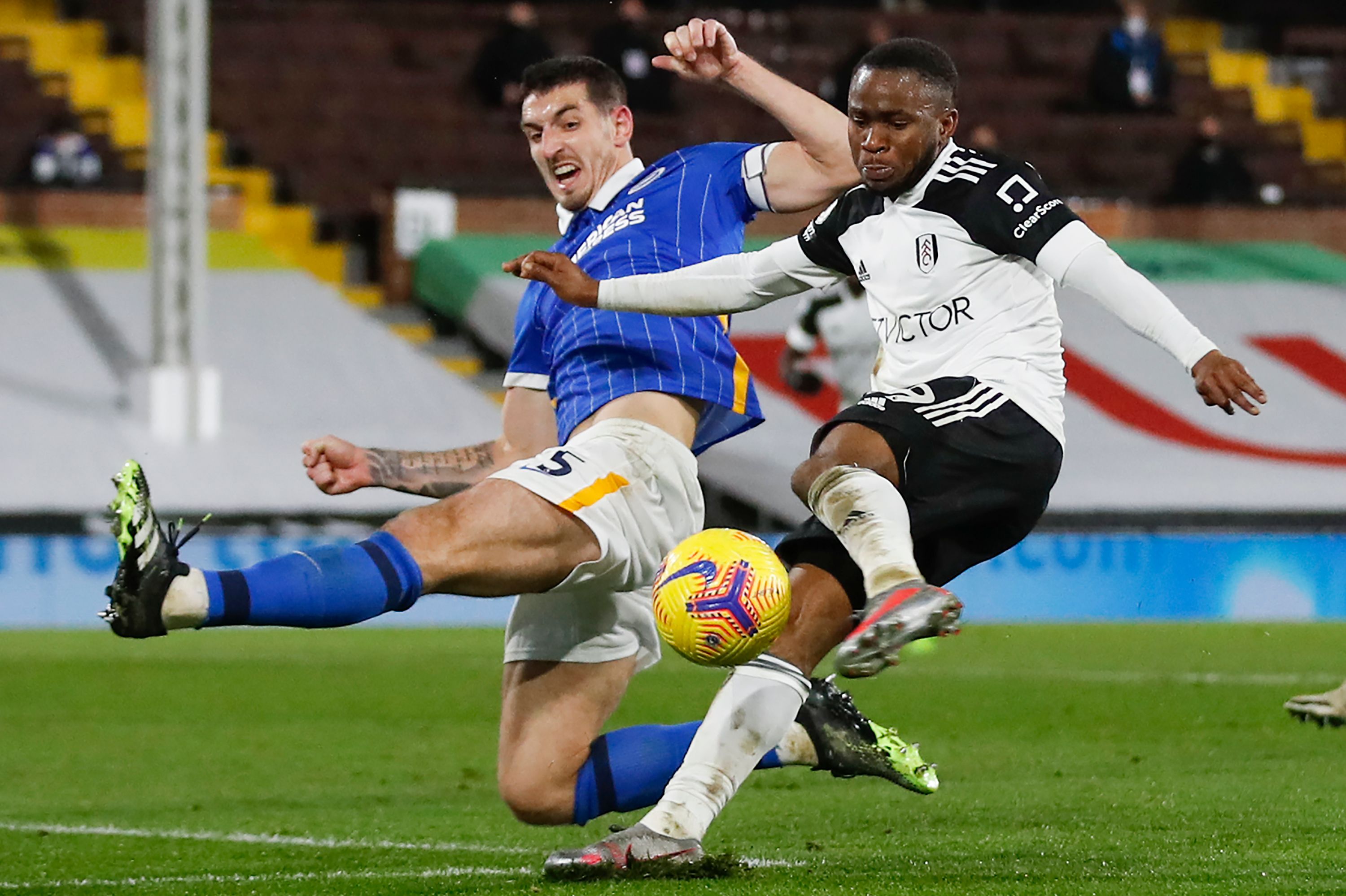 Tertolong VAR, Fulham Imbangi Brighton