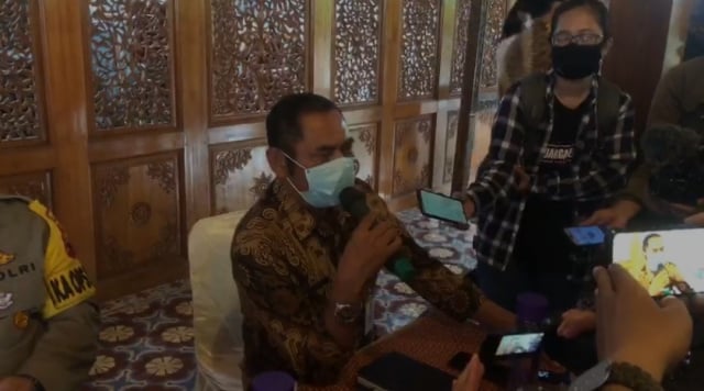 Wali Kota Solo Rudy Imbau Perantau Tidak Mudik Saat Libur Natal dan perayaan Natal dilaksanakan secara sederhana melalui daring.