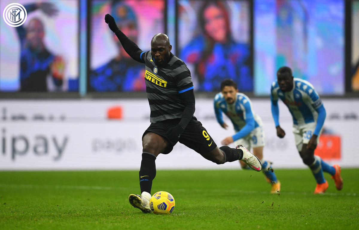Eksekusi Penalti Lukaku Pastikan Inter Kalahkan Napoli