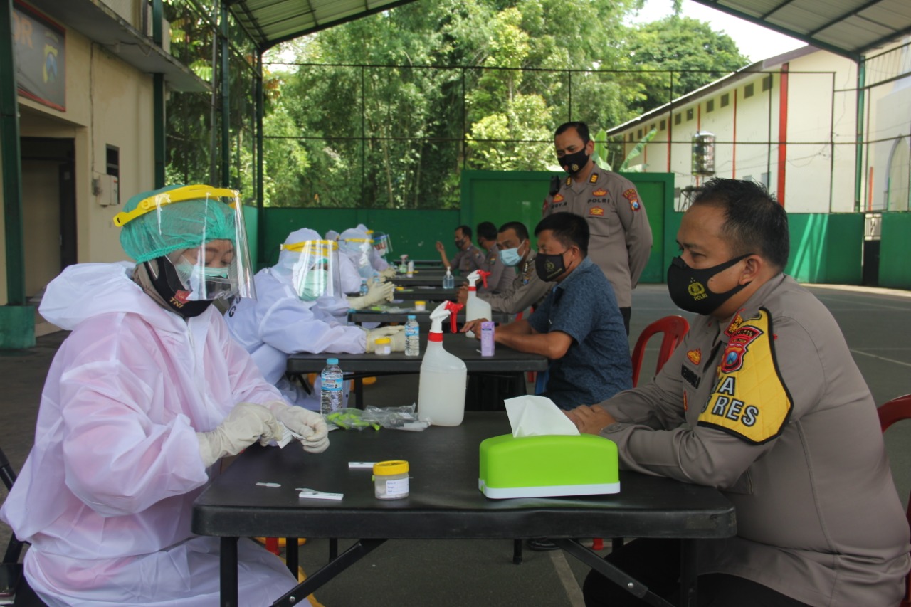 Pemprov Jatim Terjunkan Tagana ke TPS-TPS