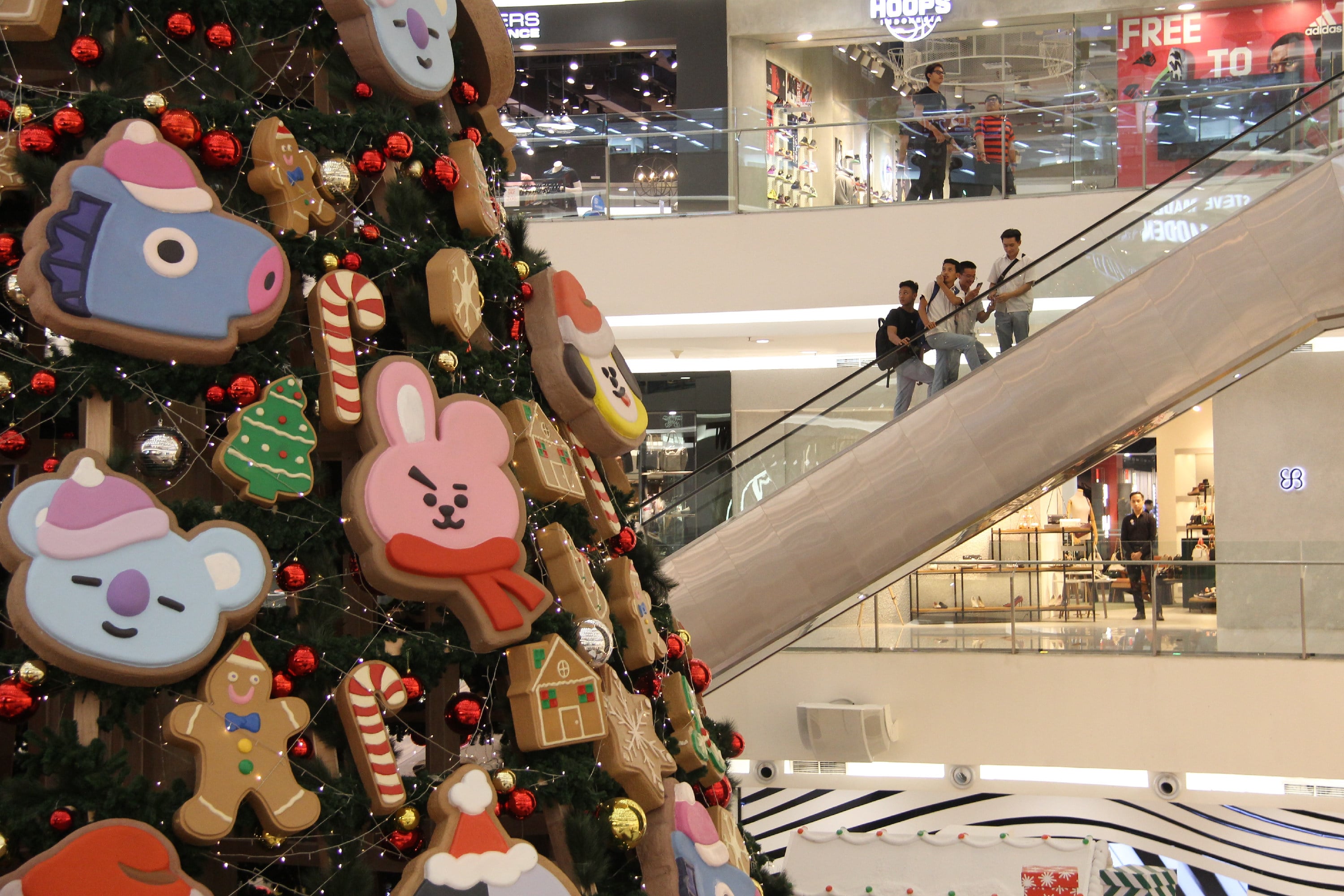 Ilustrasi pohon natal