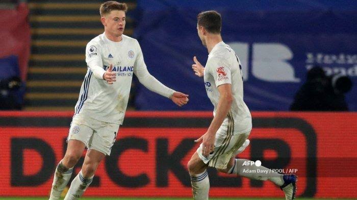 Gol Telat Barnes Selamatkan Leicester dari Kekalahan