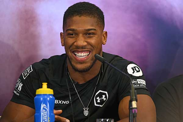 Duel Joshua dan Pulev bakal Sengit