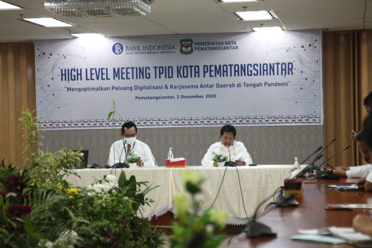 Rapat pengendalian harga dan keamanan pasokan TPID Kota Pematangsiantar, Rabu (2/12/2020).