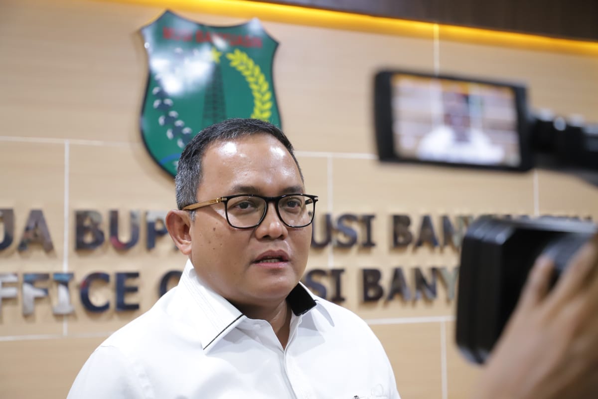 Bupati Musi Banyuasin, Dodi Reza Alex Noerdin akan siap pasang badan divaksin duluan nantinya.