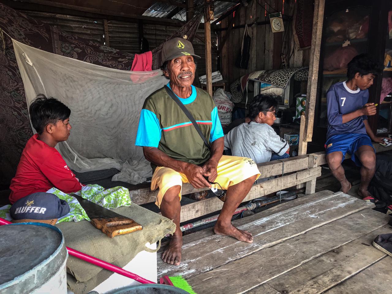 Sudin T, 60 Nelayan Tompe yang tinggal di selter pengungsian 2 tahun terakhir