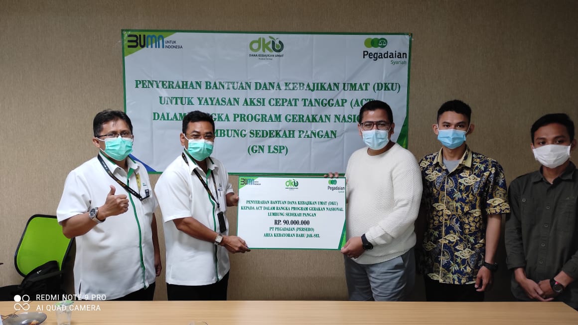 Pegadaian berdonasi ke Gerakan Nasional Lumbung Sedekah Pangan