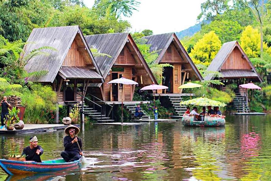 Salah satu destinasi wisata alam di Bandung untuk perjalanan asyik bersama keluarga.
