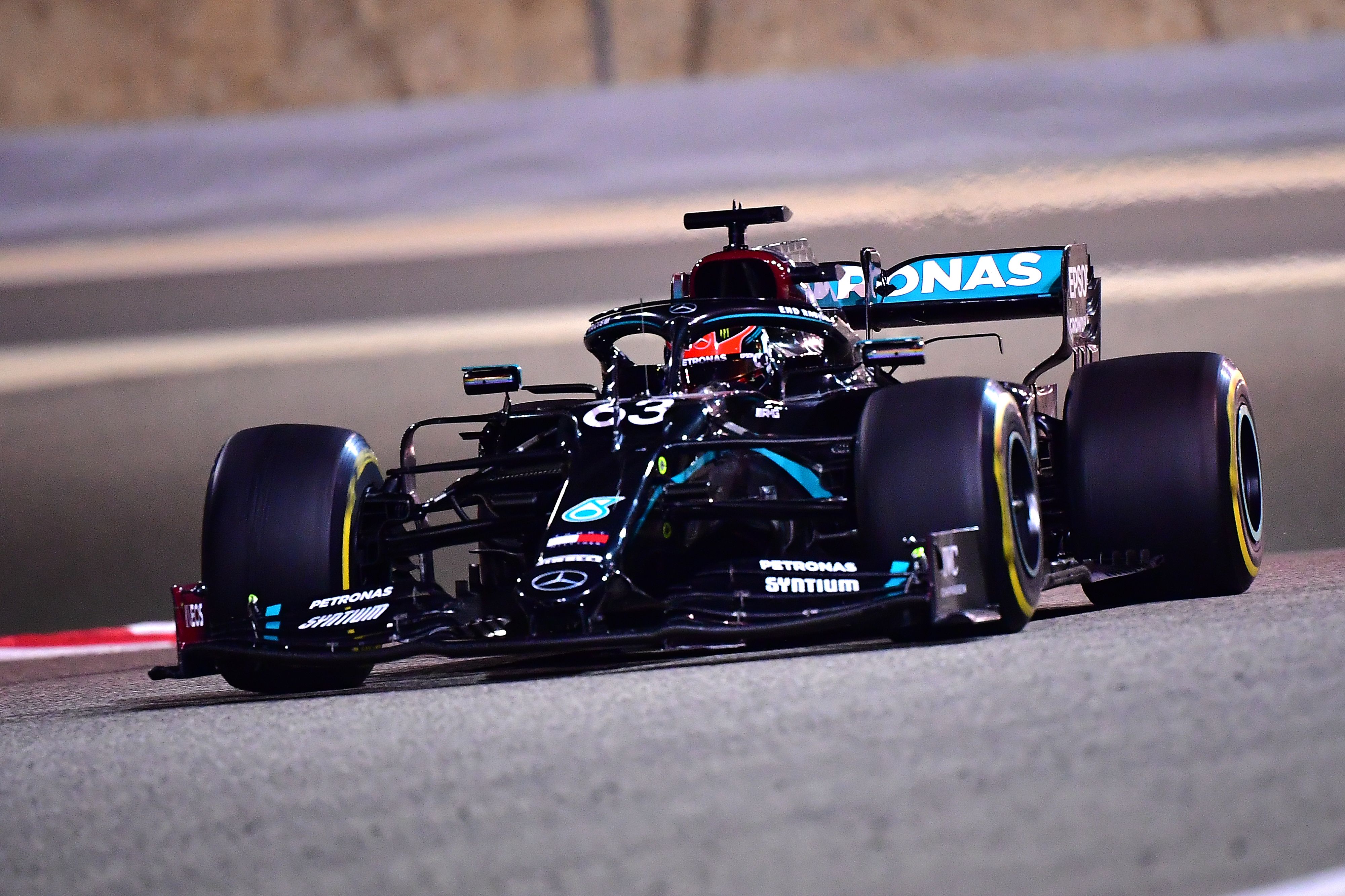 Pembalap Mercedes George Russell saat tampil di GP Sakhir.