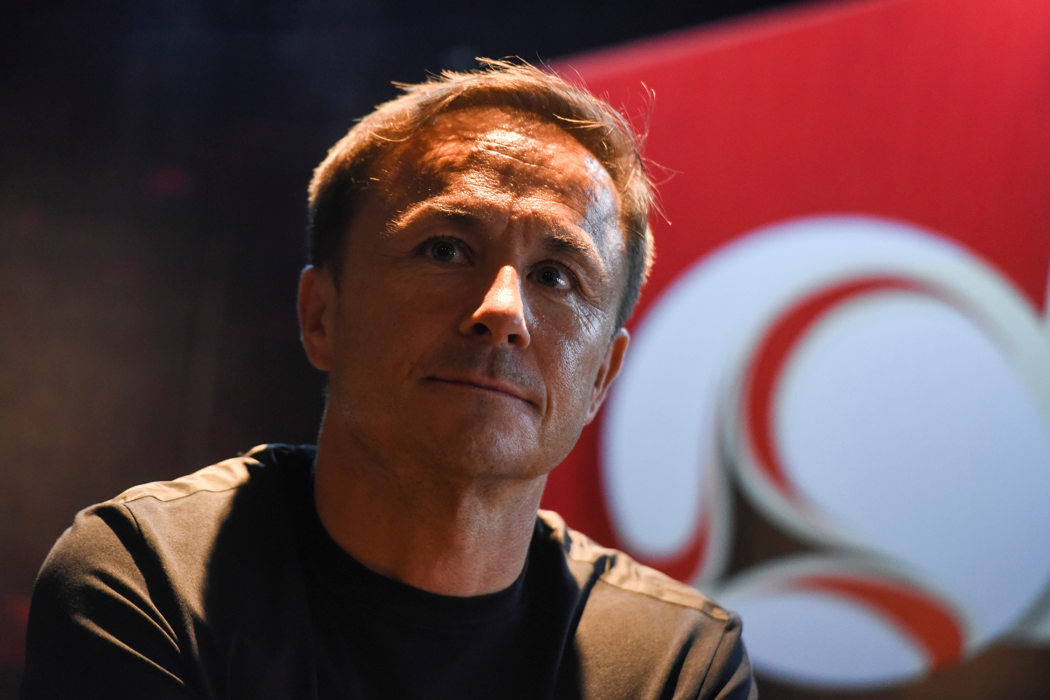 Direktur Teknik Garuda Select Dennis Wise 