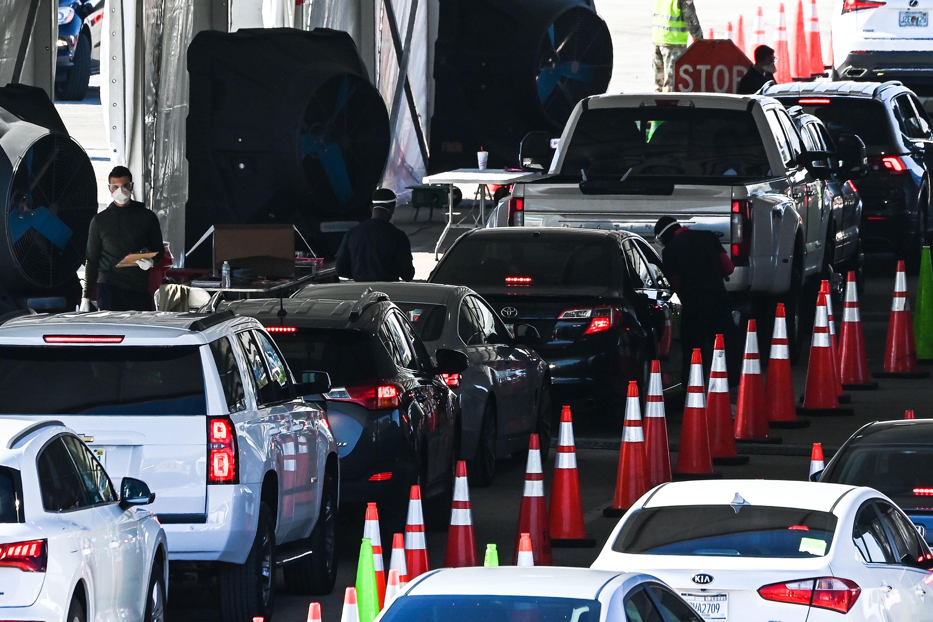 Jumlah Kematian Akibat Covid-19 di AS Lampaui 300.000