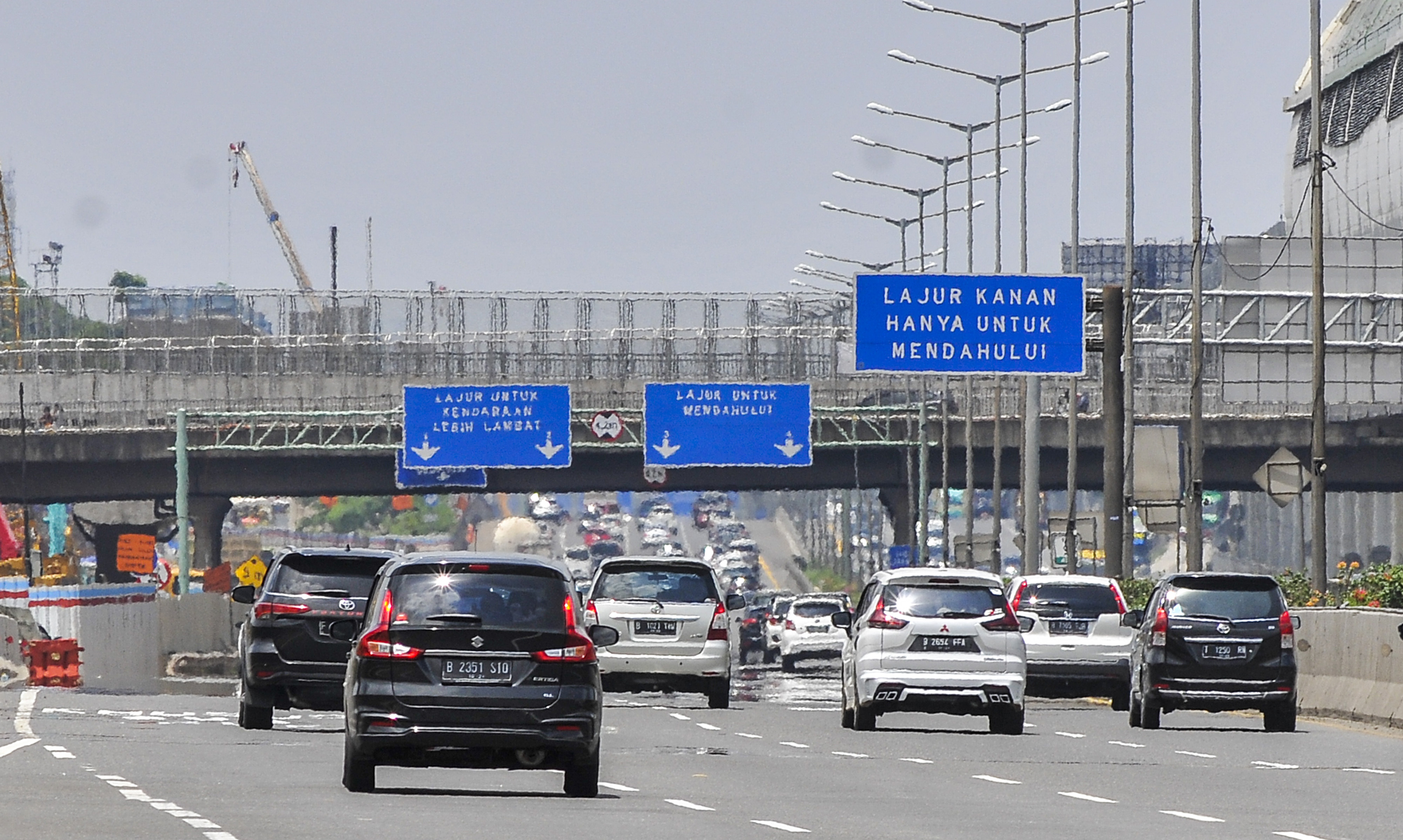 Pengguna Kendaraan Pribadi Keluar-Masuk Jakarta Akan Dites Antigen