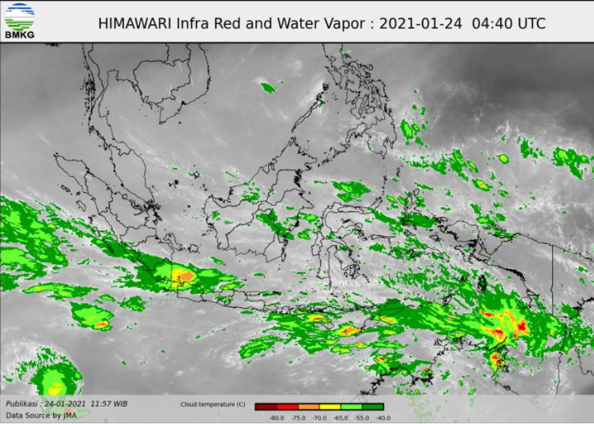 Tangkapan layar pencitraan satelit kondisi cuaca Indonesia terkini. 