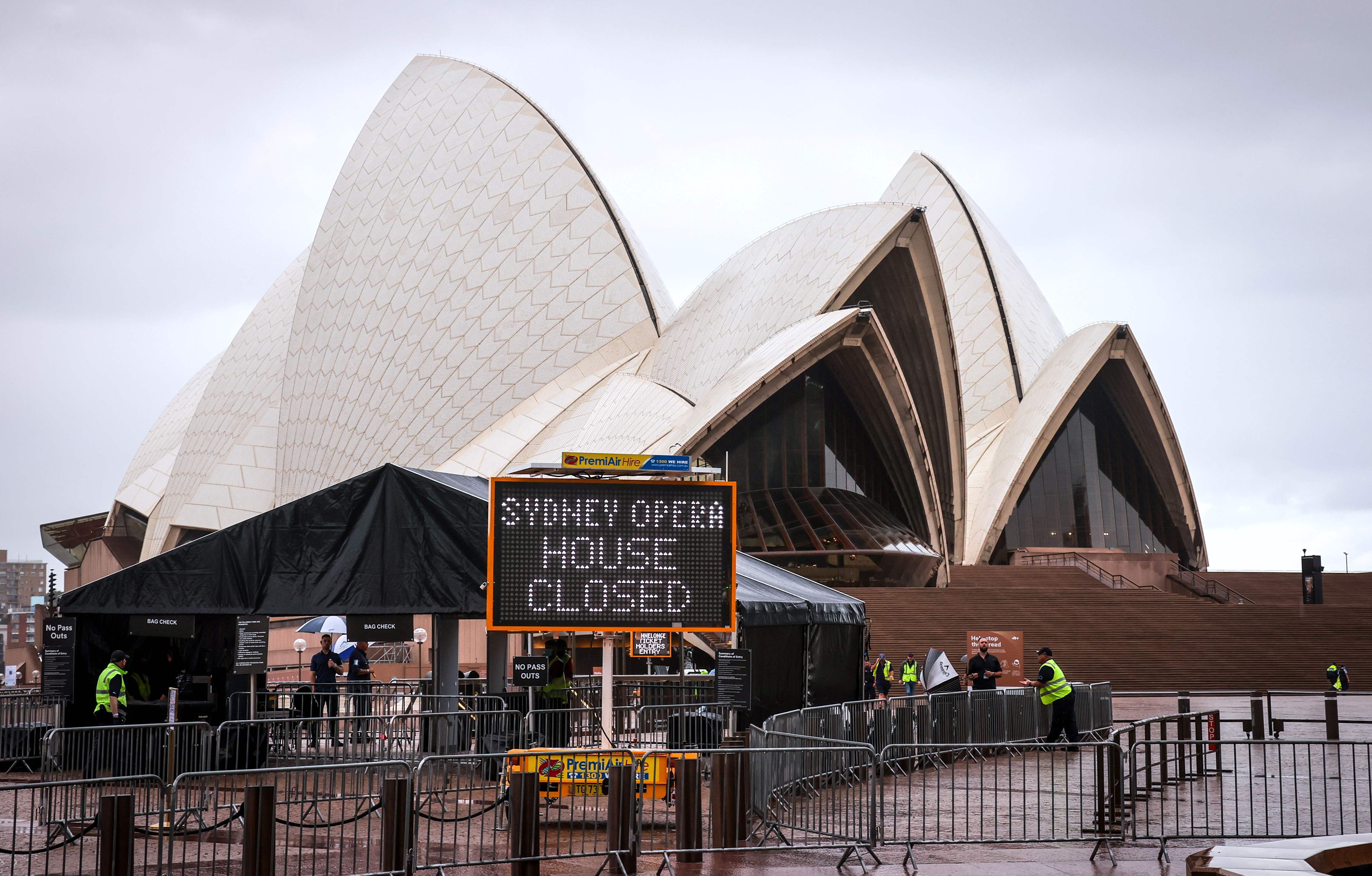 Gedung Opera di Sydney Australia