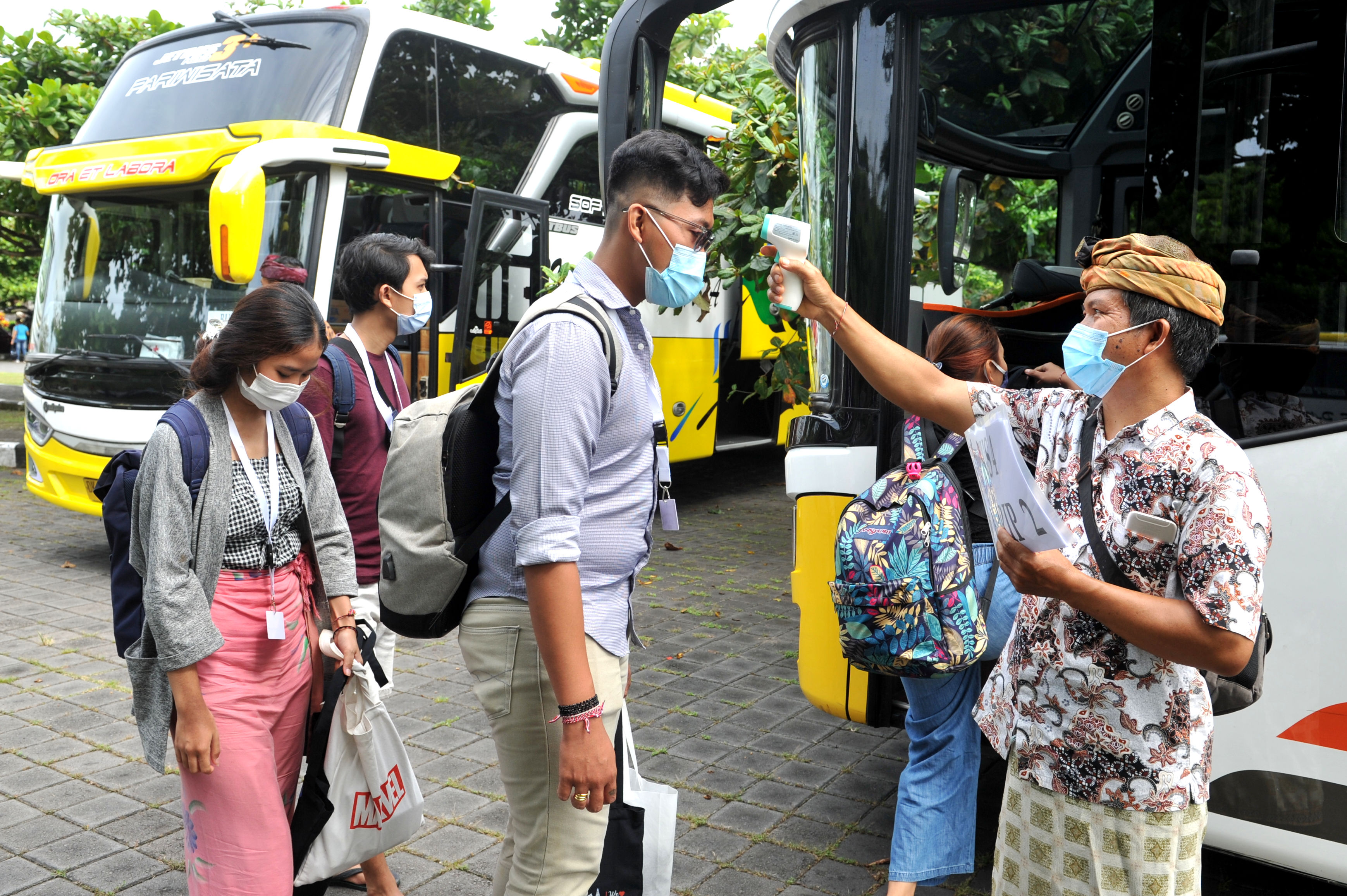 PROGRAM PEMULIHAN PARIWISATA BALI