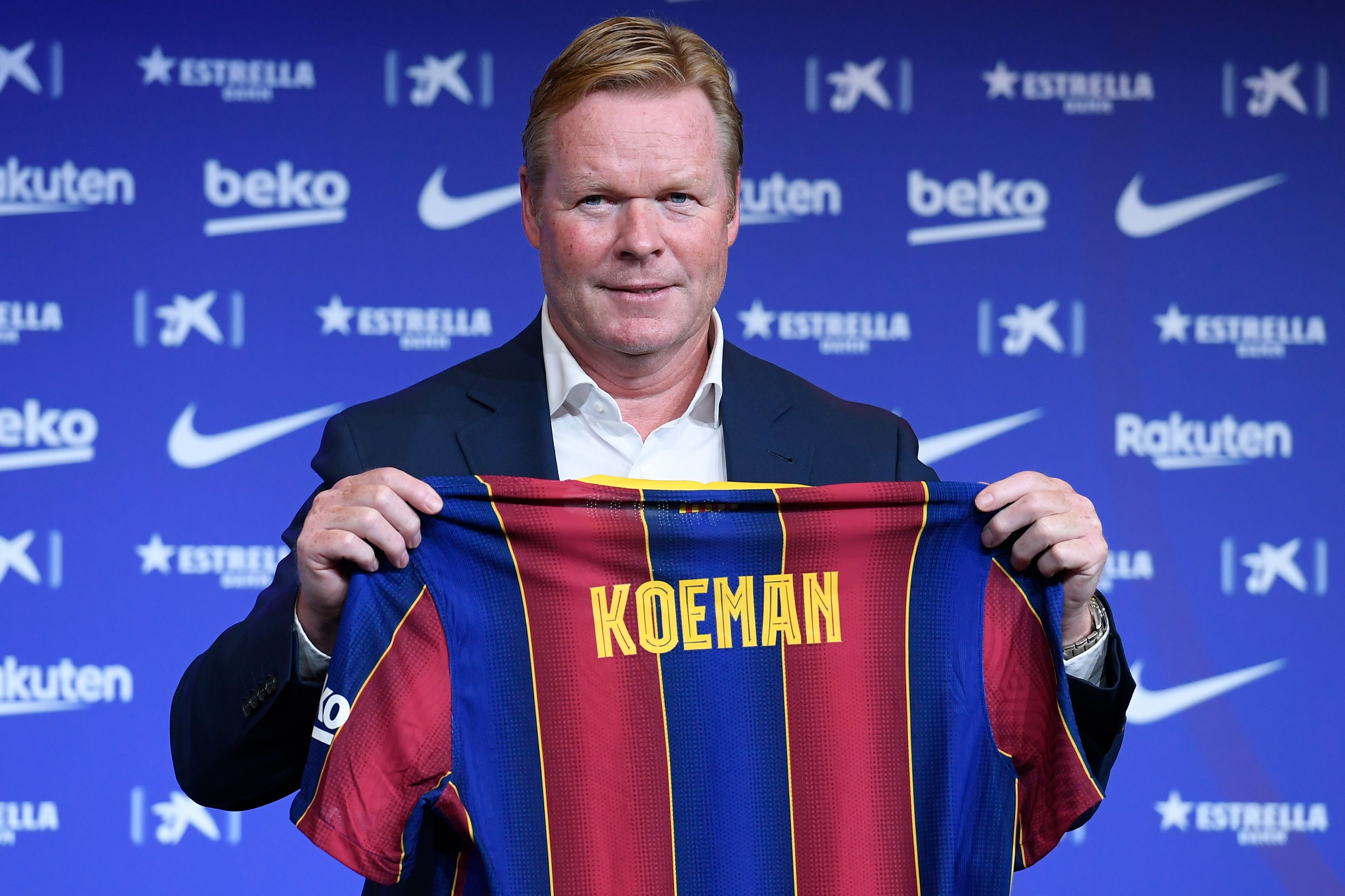 Pelatih Barcelona Ronald Koeman