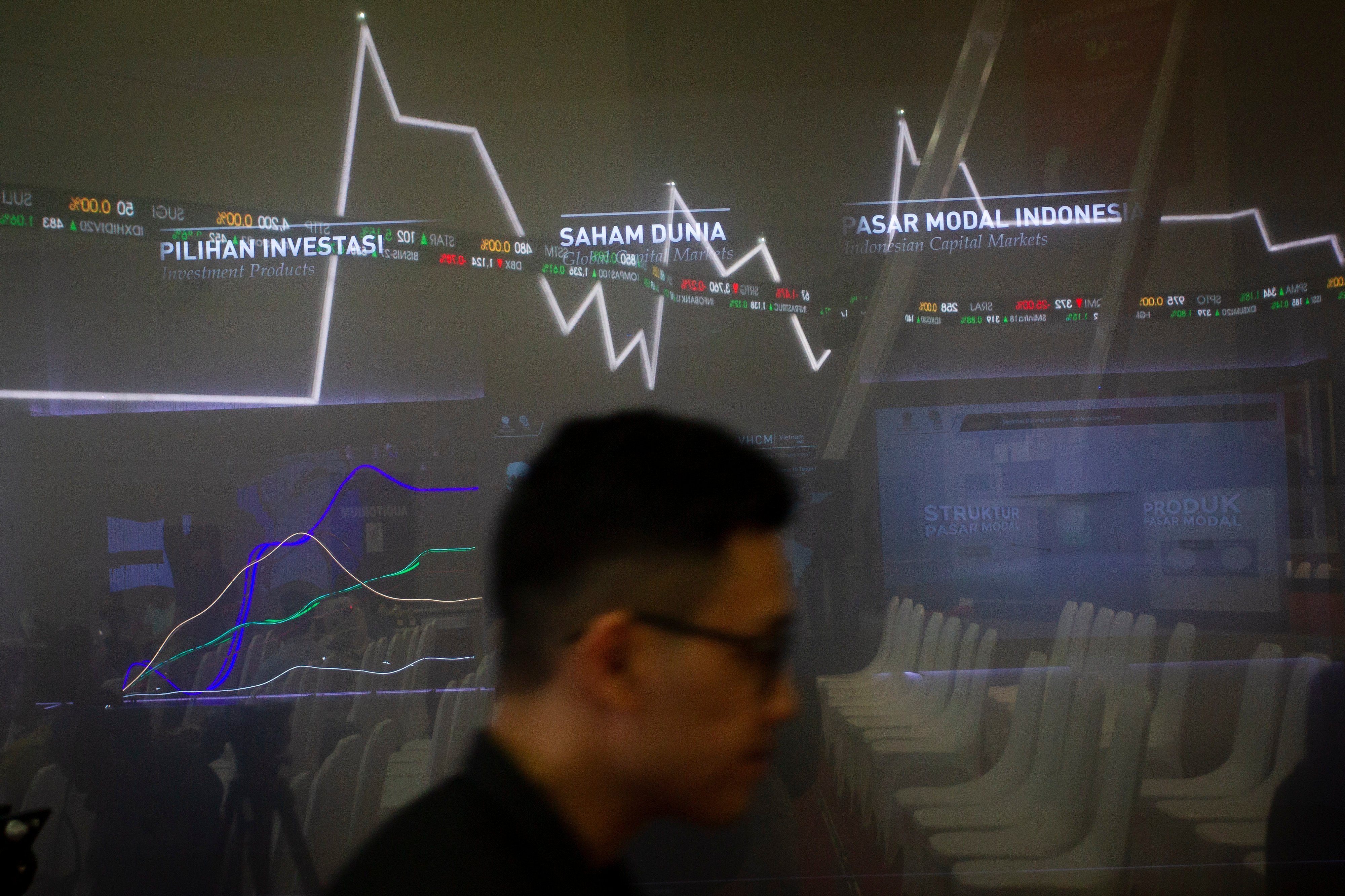 Investor mencermati rencana pembentukan SWF