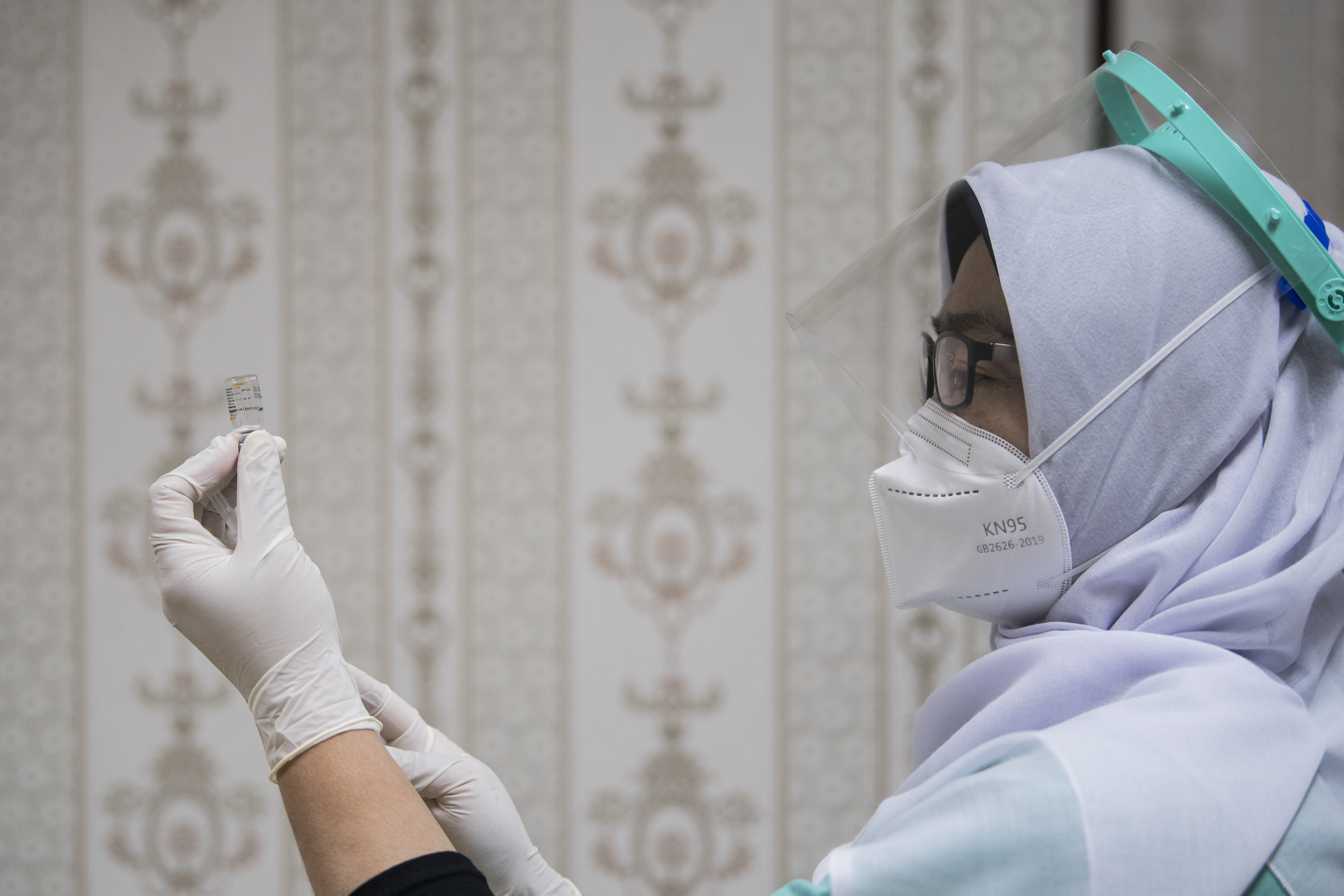 Vaksinasi covid-19 untuk Tenaga Kesehatab