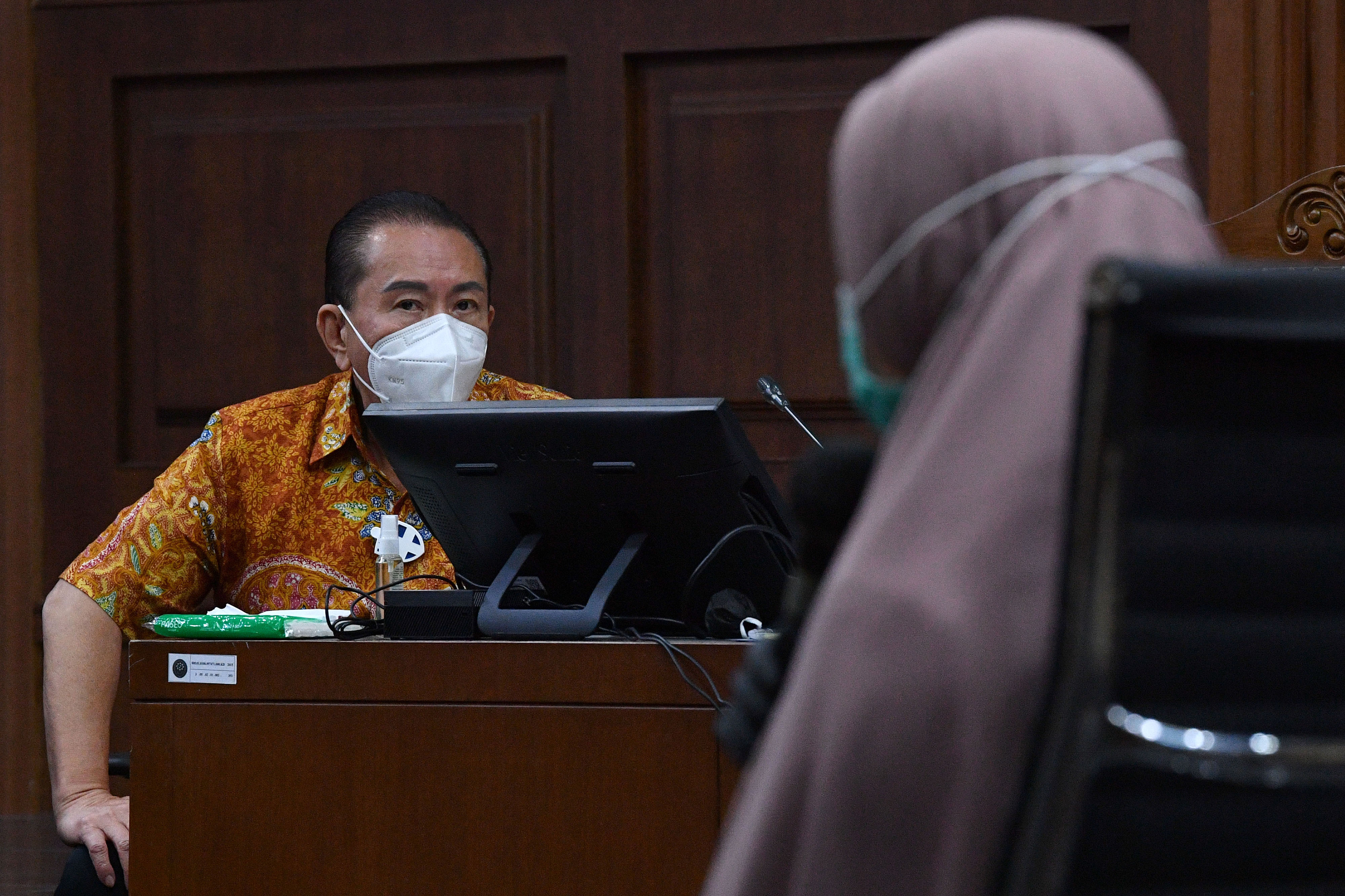 Terpidana kasus cessie Bank Bali Djoko Tjandra (kiri)