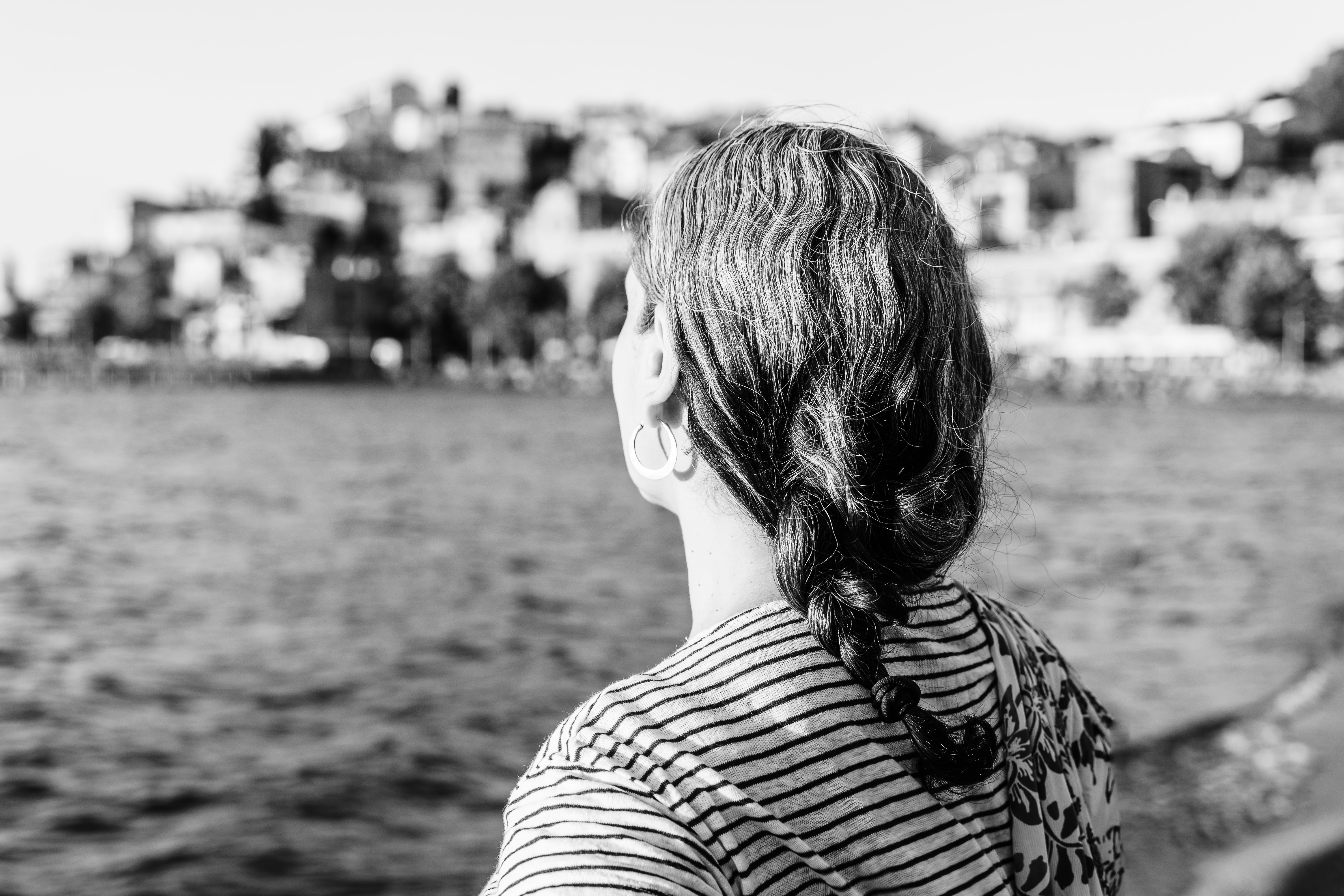 Untuk mengurangi parahnya gejala, ahli menyarankan penderita menopause dini untuk menjalani terapi hormon hingga usia normal menopause.