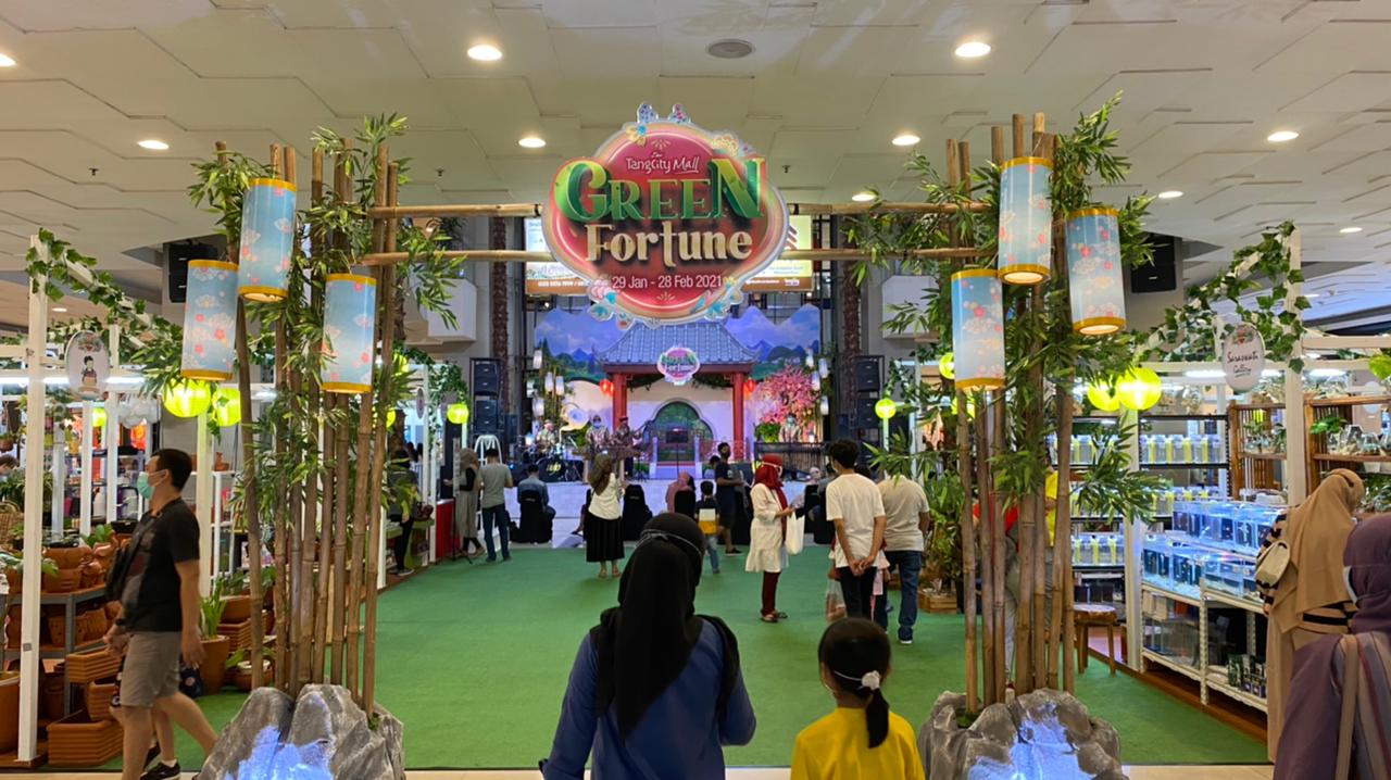 Konsep Green Fortune perayaan Imlek di TangCity Mall