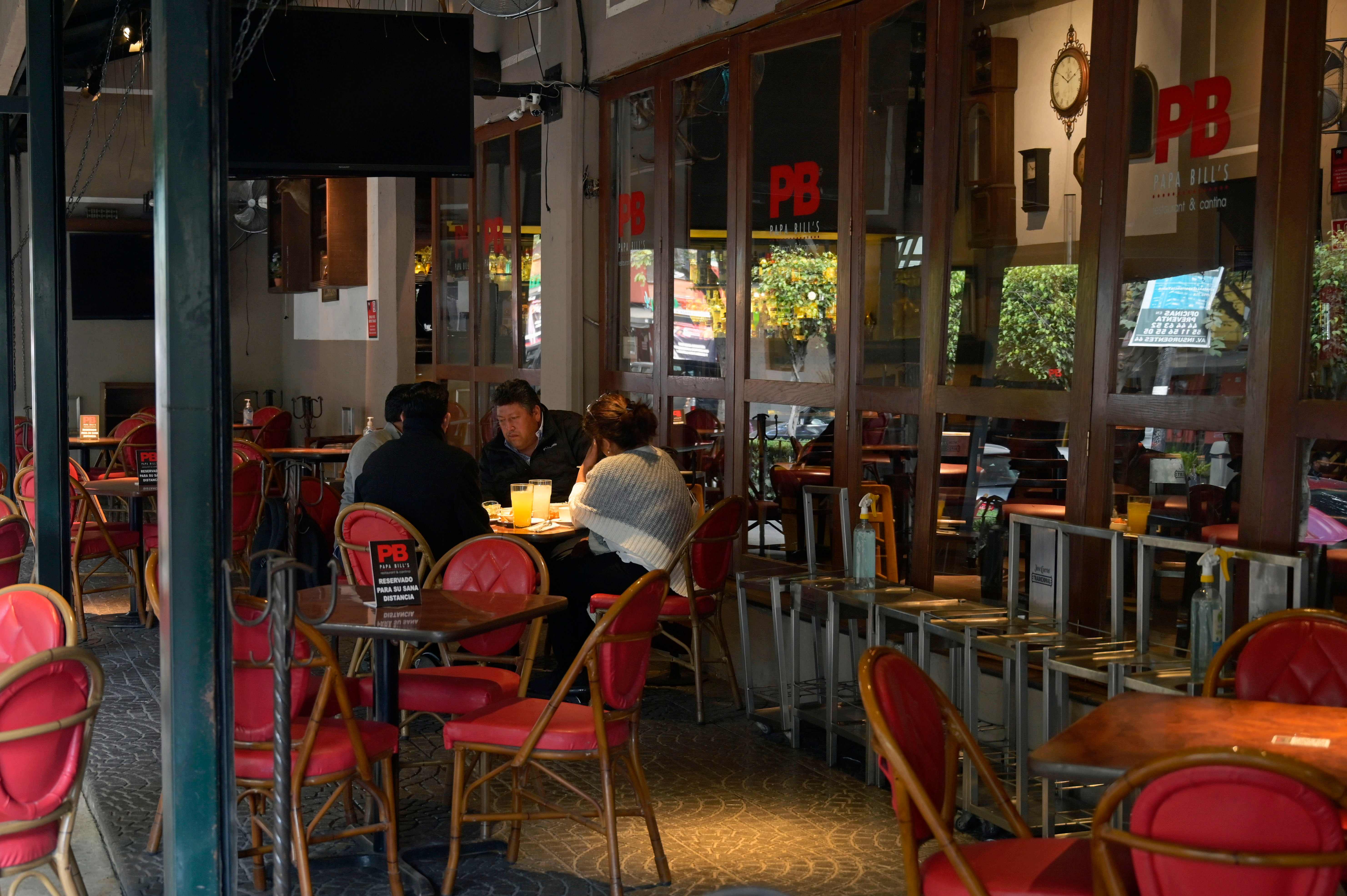 Putus Asa, Pemilik Restoran di Meksiko Kembali Buka Toko