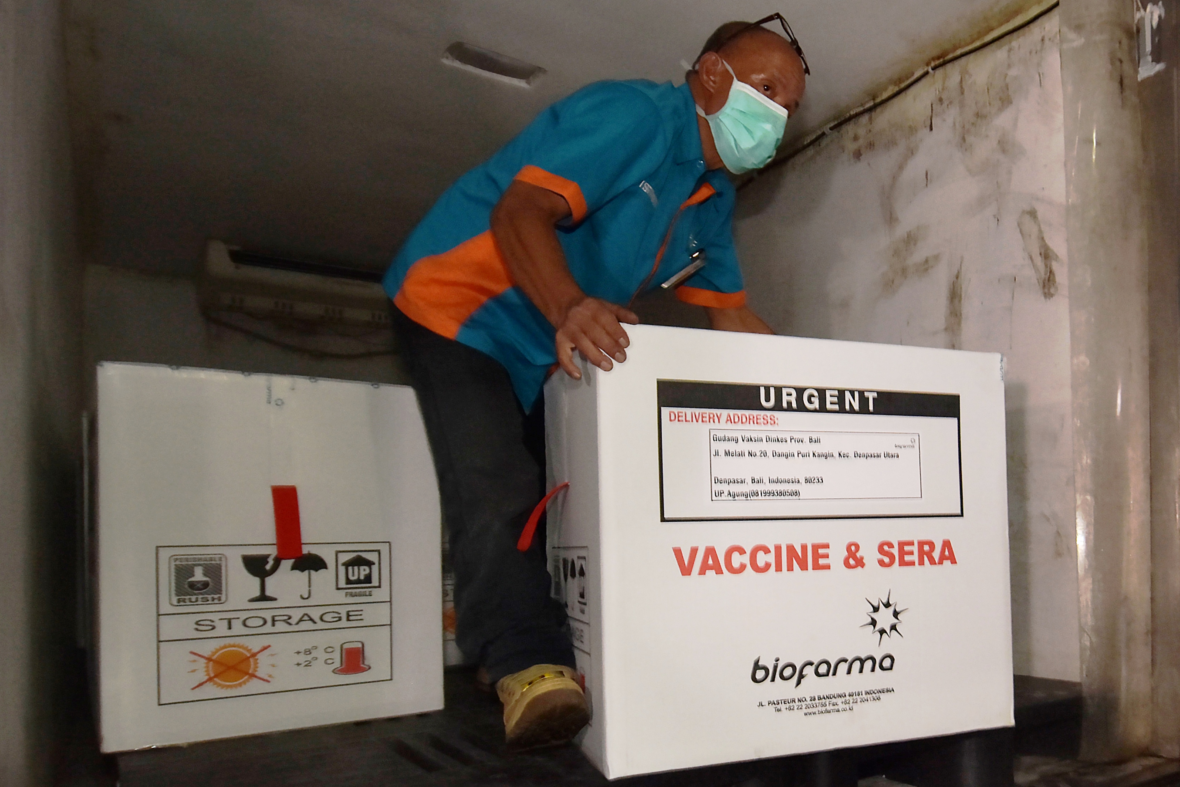 Vaksin covid tiba di Bali, Selasa (5/1/2021).