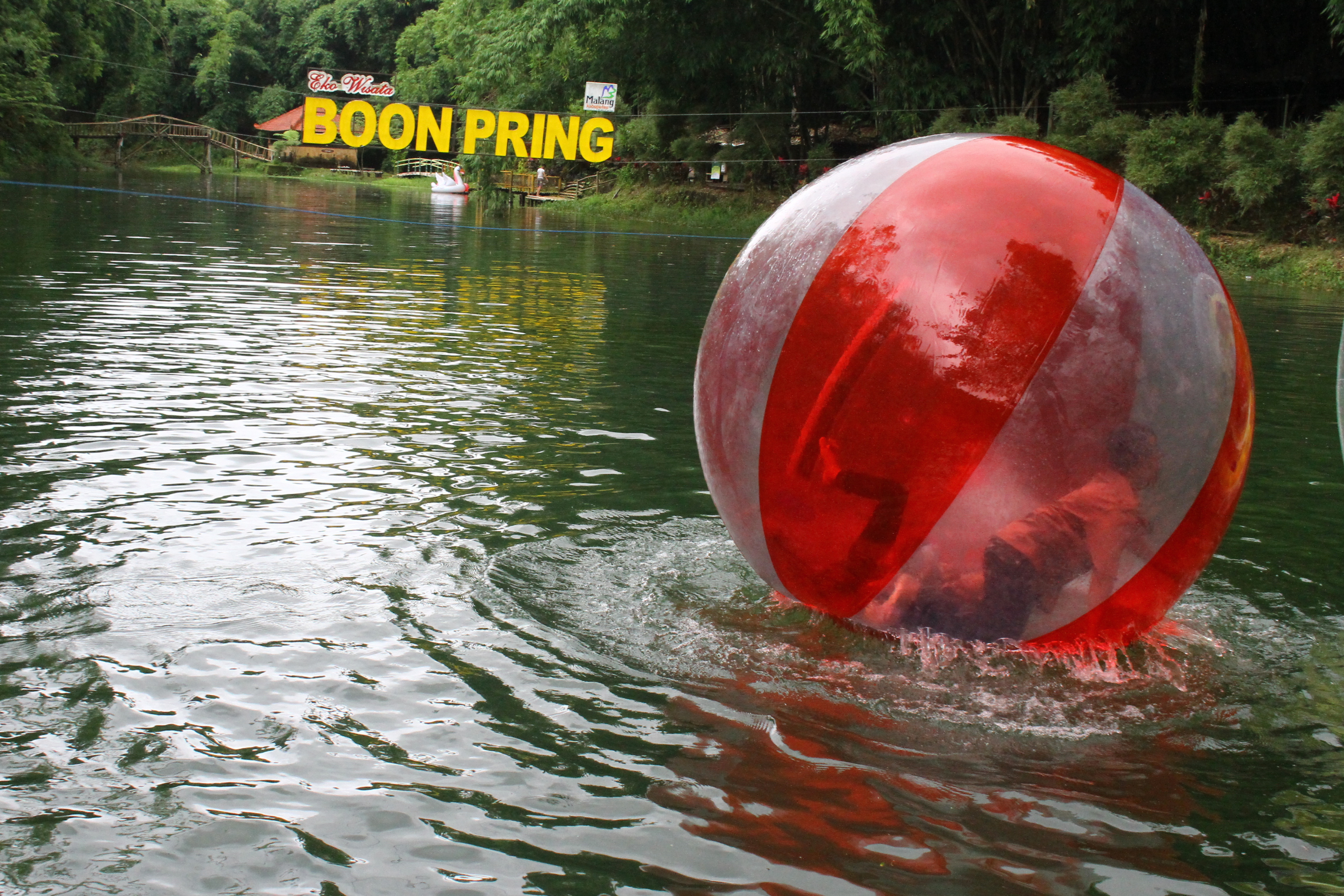 Ekowisata Boonpring Andeman, Malang, Jawa Timur yang dibangun dengan dana desa. (foto  ilustrasi)