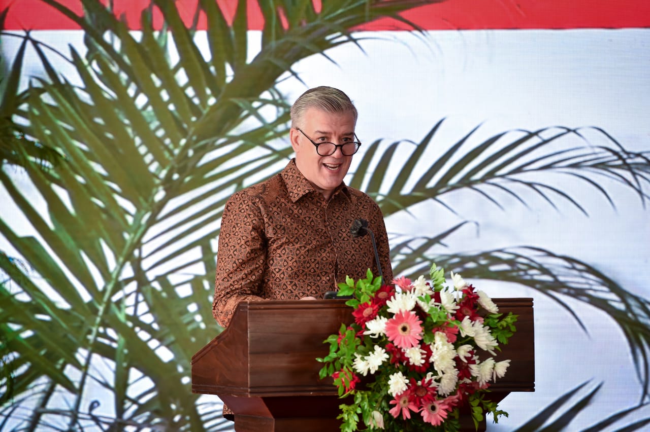 FAO Representative ad interim for Indonesia, Richard Trenchard. 