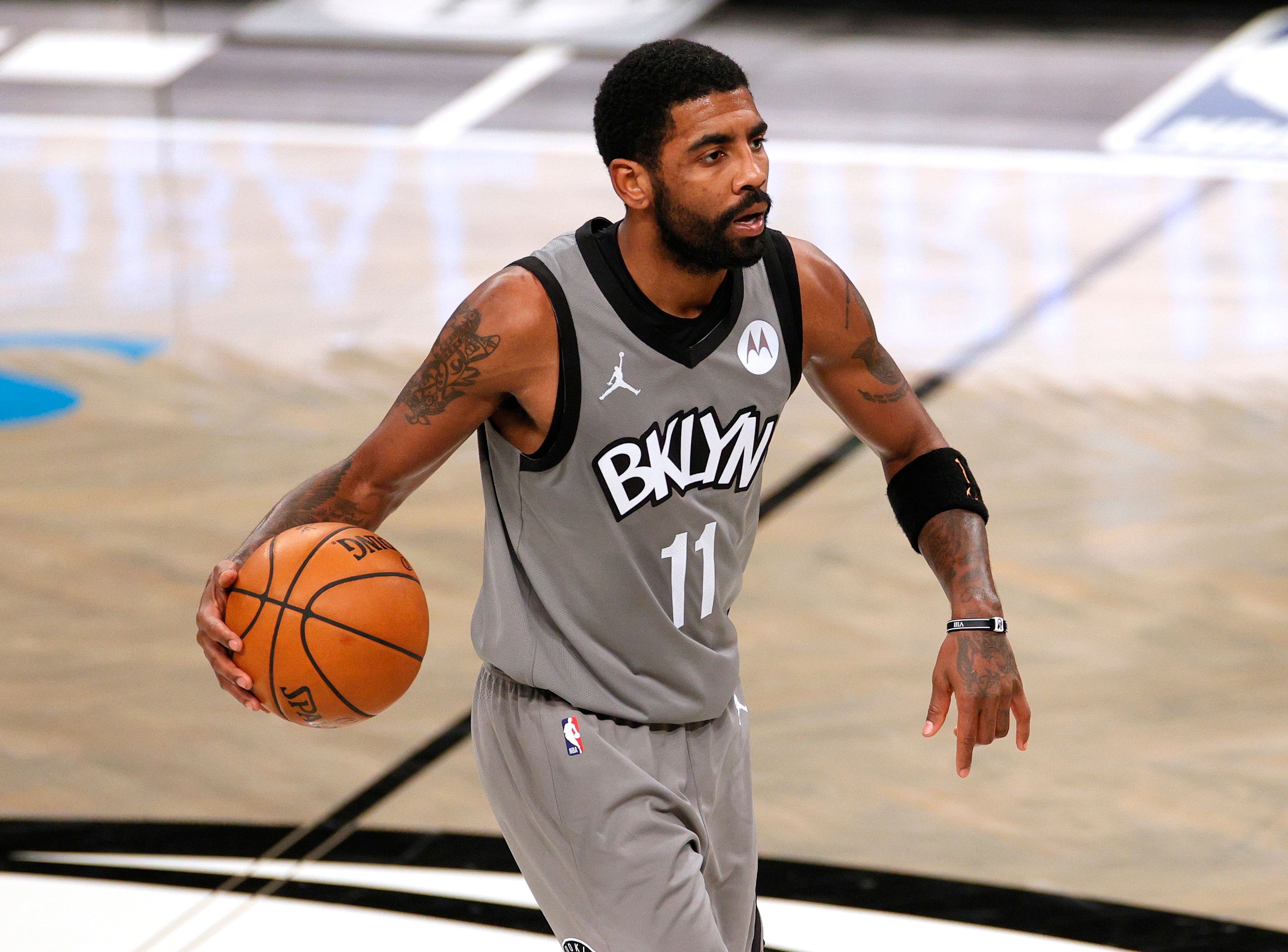 Pemain Brooklyn Nets Kyrie Irving
