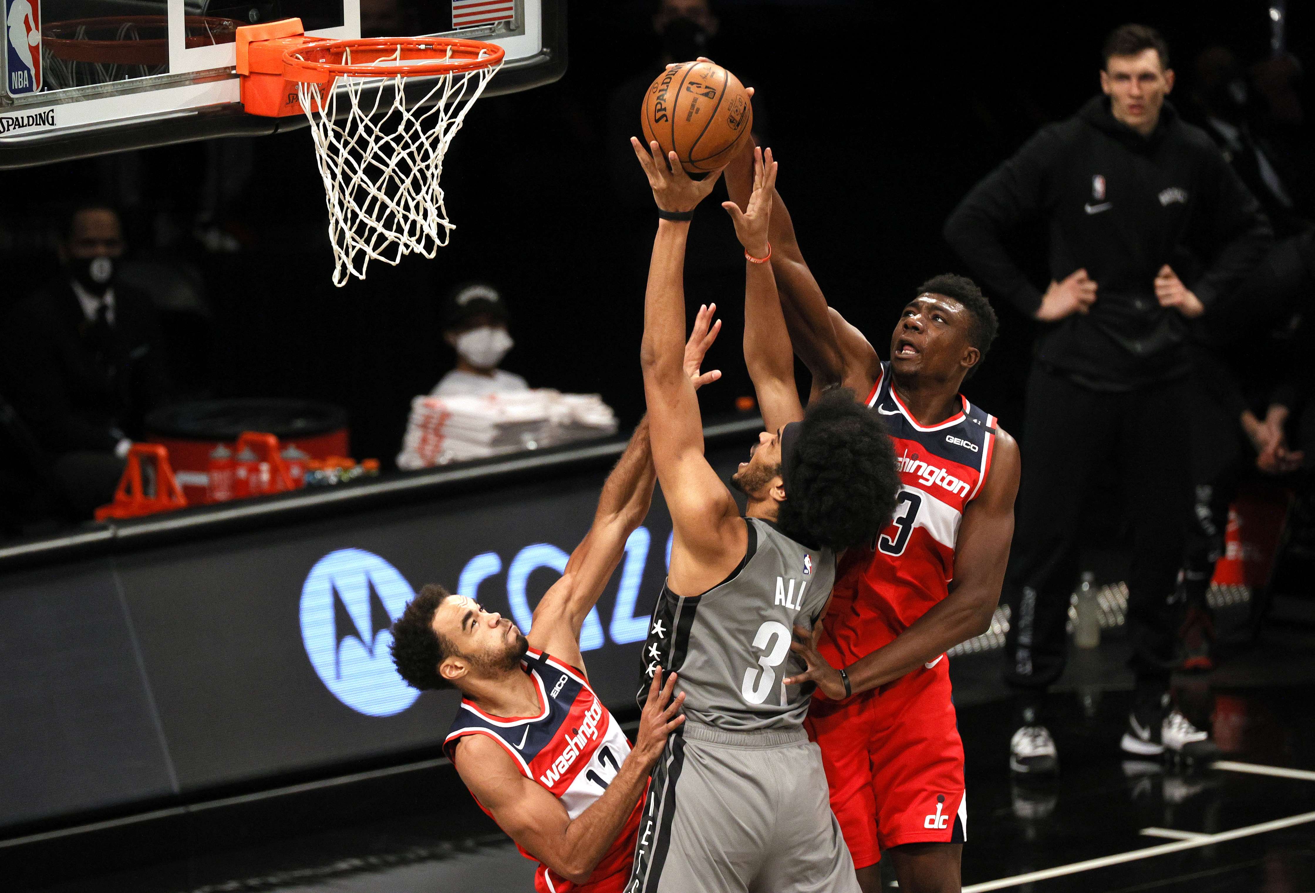 Laga NBA antara Washington Wizards dan Brooklyn Nets.