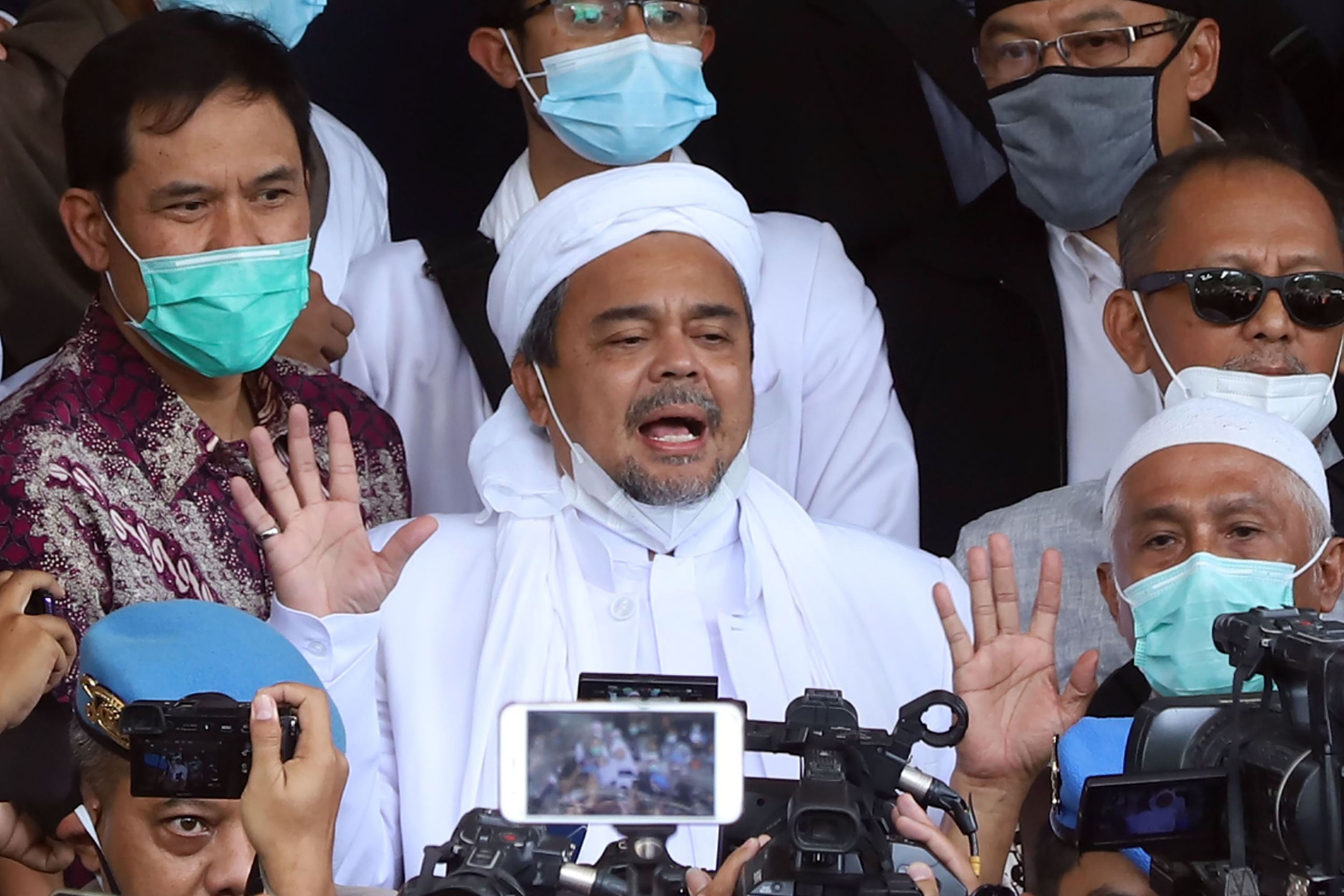 Ditahan Polda Metro Jaya, Rizieq Shihab Alami Sesak Napas