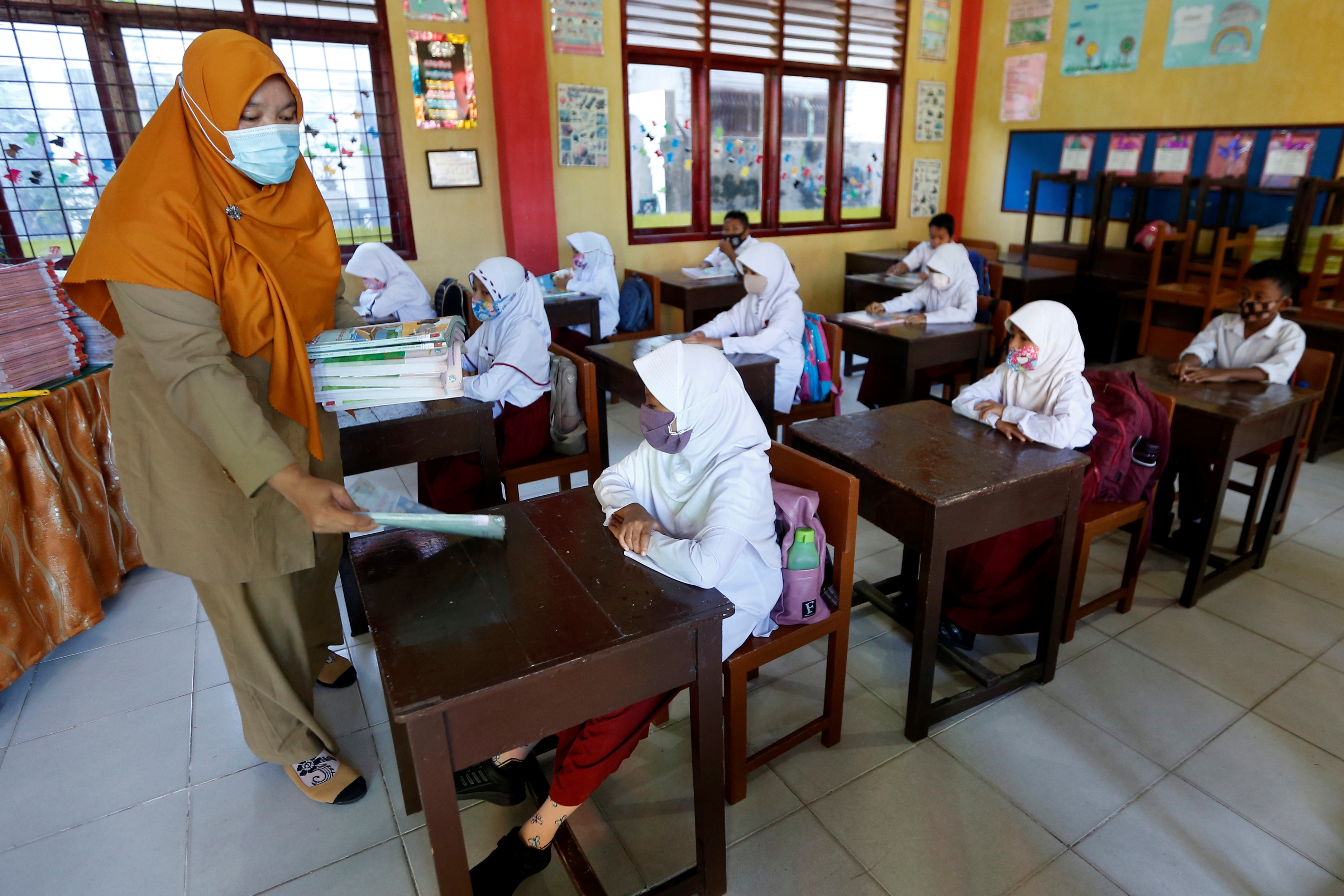 Pembelajaran Tatap Muka di Padang Berjalan Lancar