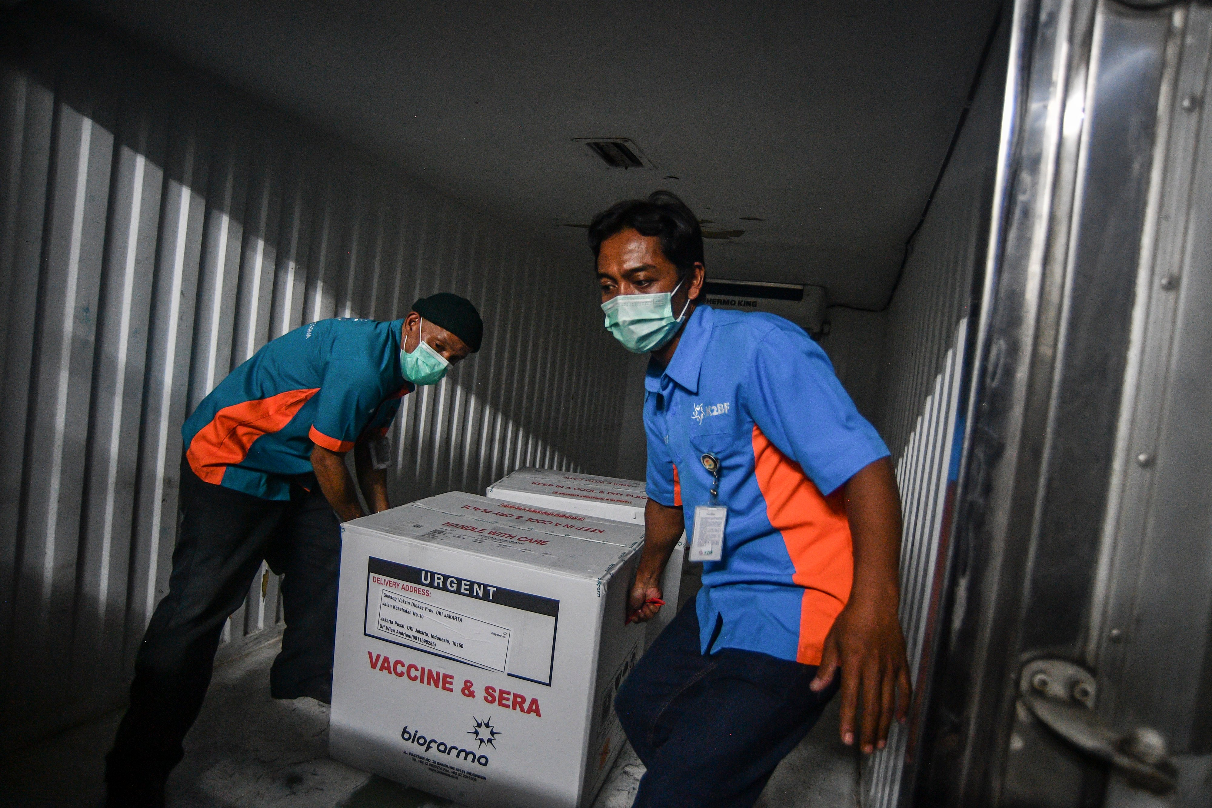 Bio Farma: Vaksin Covid-19 Sudah Bisa Digunakan di Indonesia