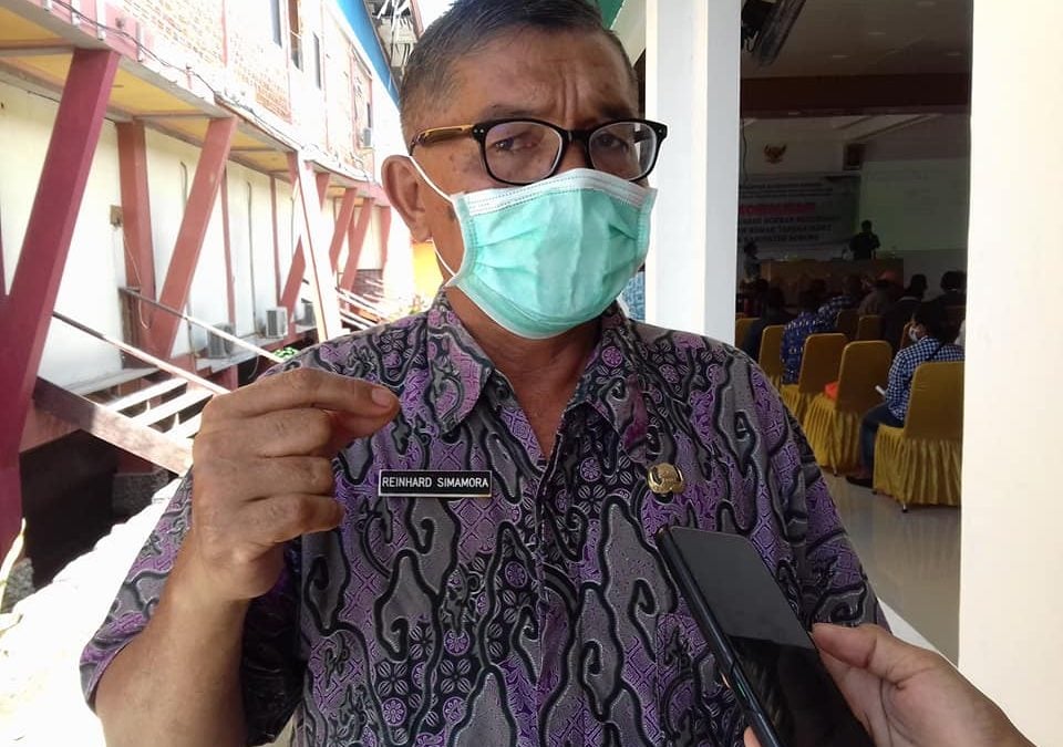 Kepala Dinas Pendidikan Kabupaten Sorong Reinhard Simamora