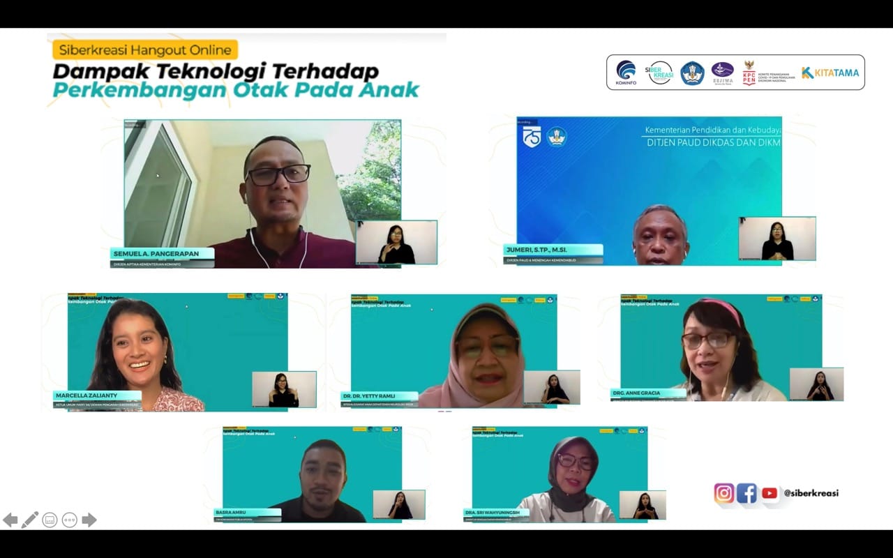 Webinar Siberkreasi dan Kemendikbud membahas dampak teknologi pada anak