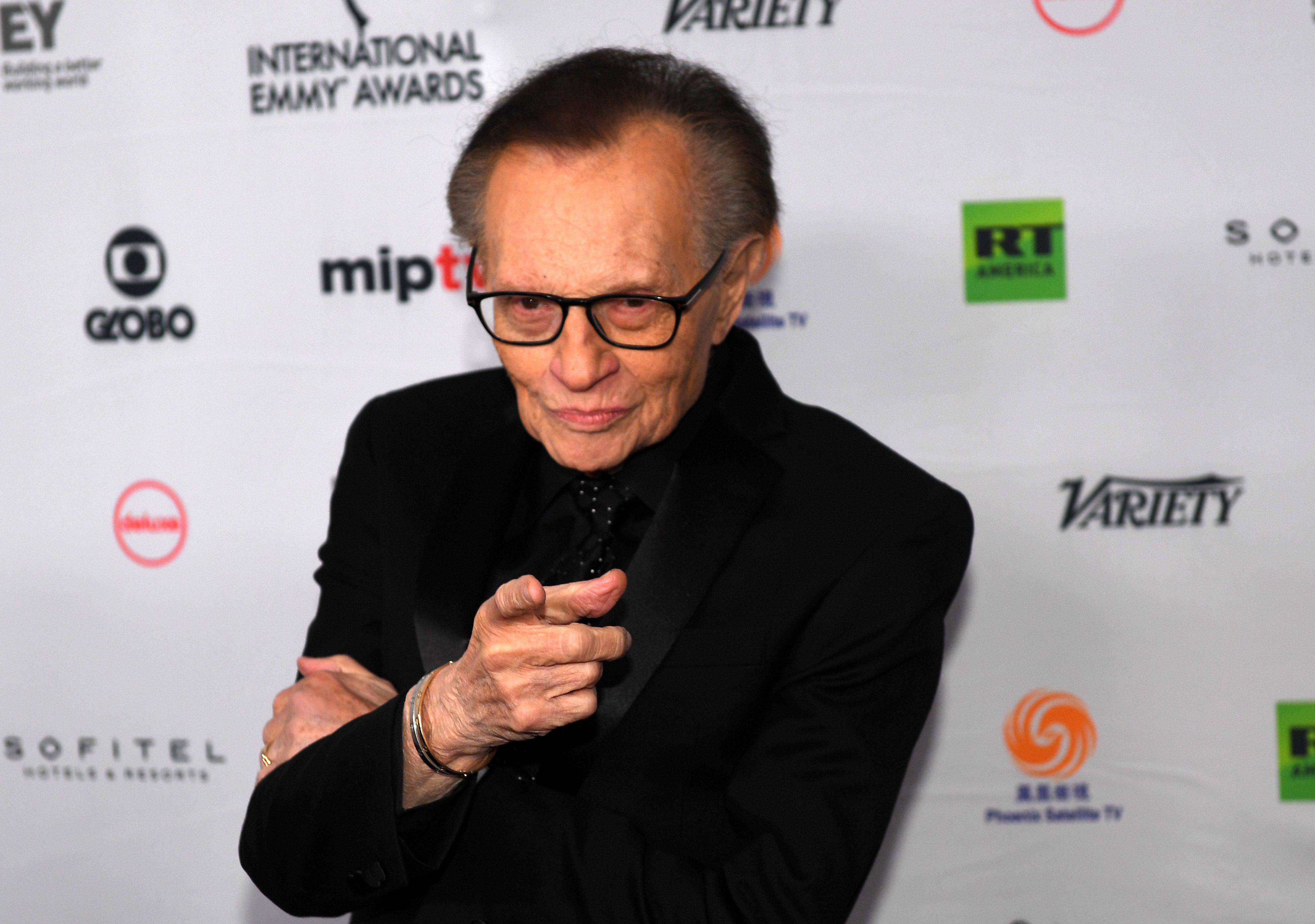 Tutup Usia, Legenda CNN Larry King Terkenal Jarang Interupsi