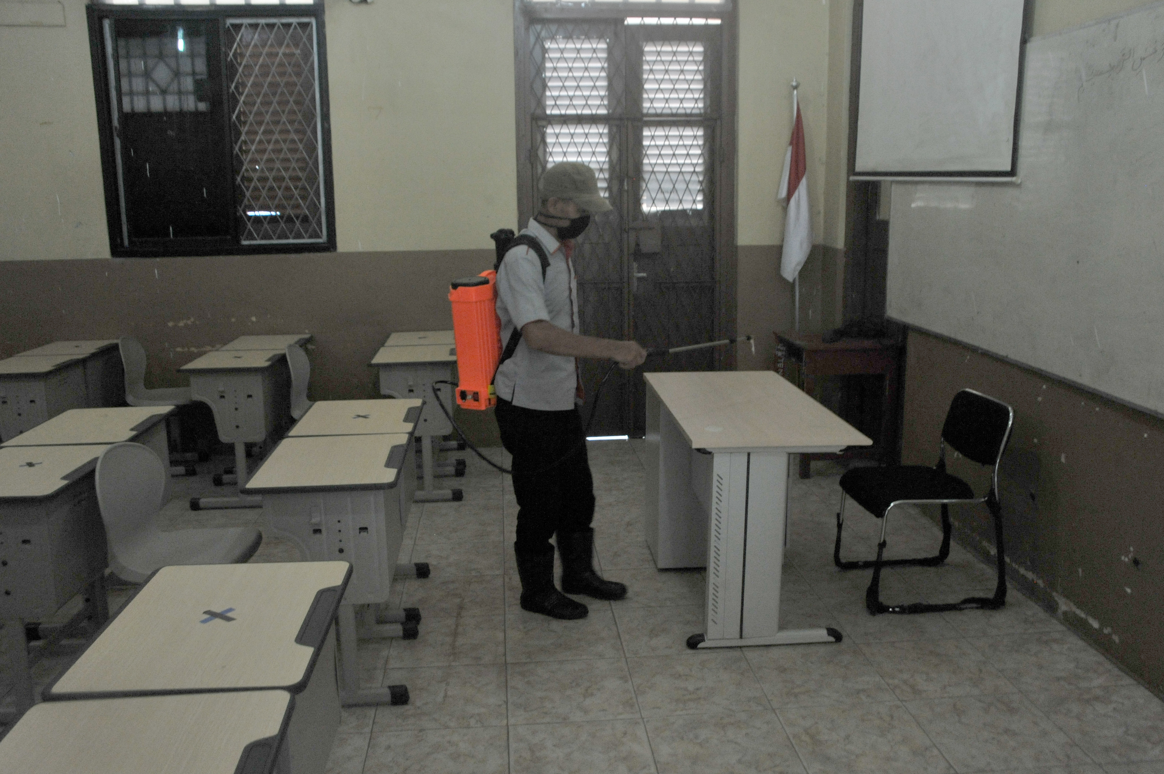 Mendikbud Sebut 34.200 Sekolah Sudah Gelar PTM