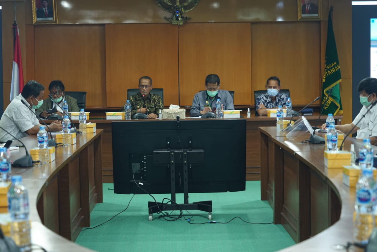 Rapat Kerja Nasional Pembangunan Ketahanan Pangan di Jakarta, Selasa (12/1).